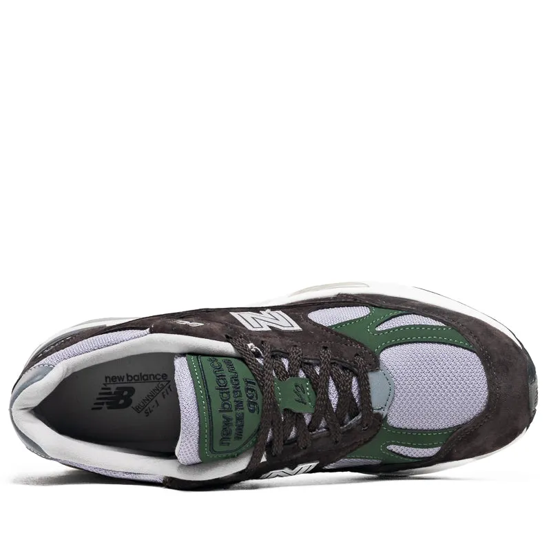 New Balance Made in UK 991v2 - Licorice/Lavender Gray cross - country versatility running in a ditch area shoes
