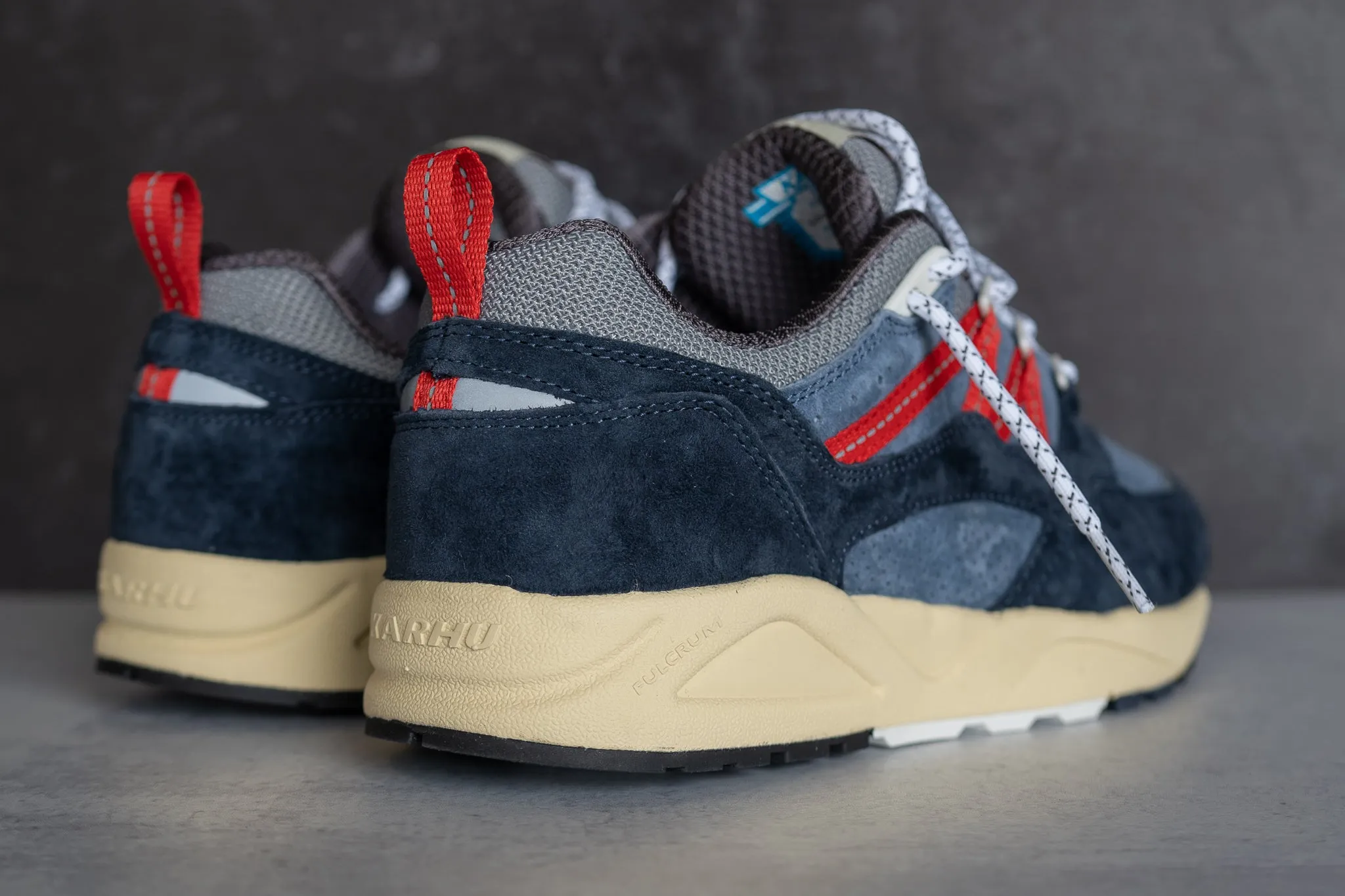 informal event Karhu Fusion 2.0 (India Ink/Fiery Red)