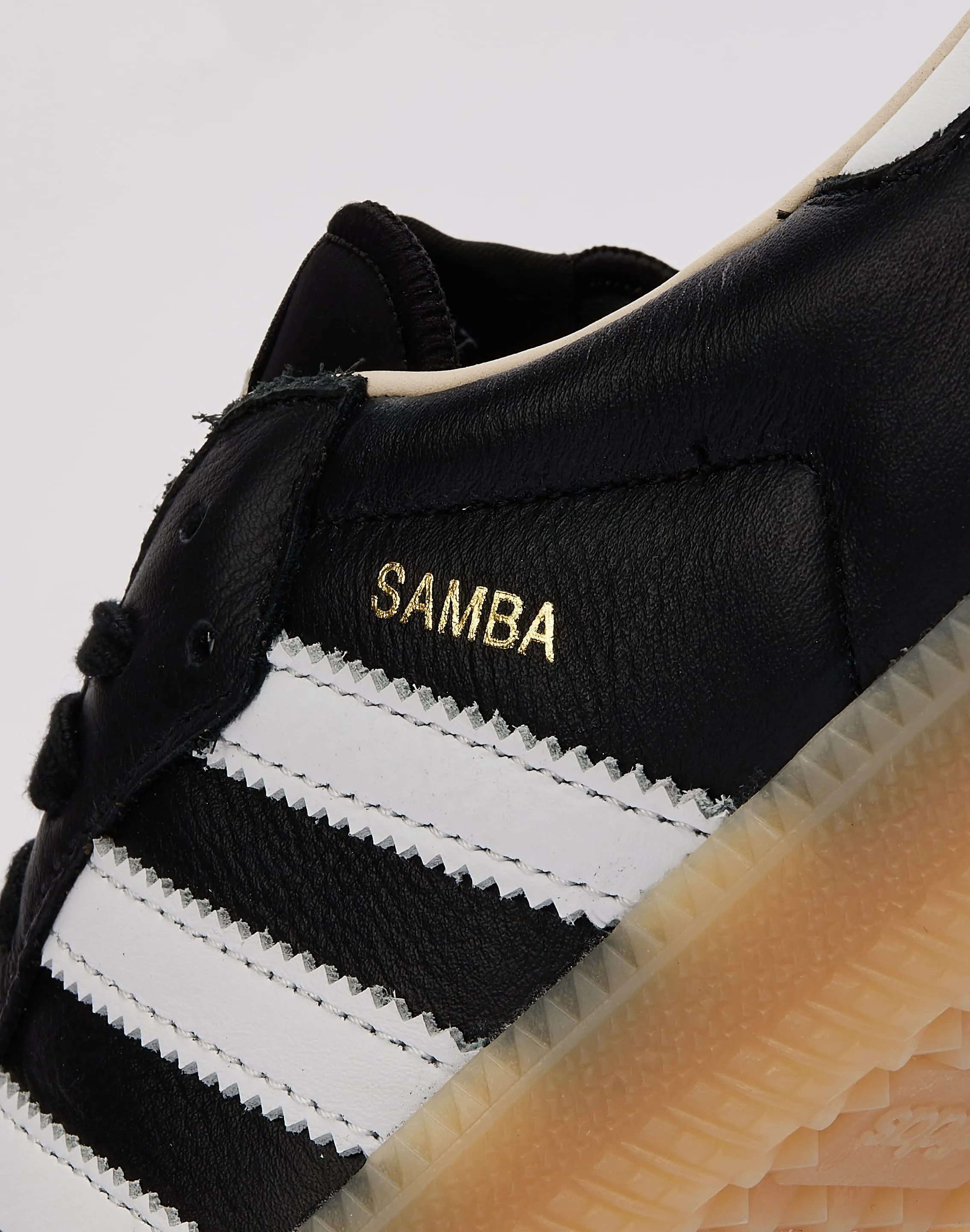 Adidas Samba OG Minimalist Cafe Style