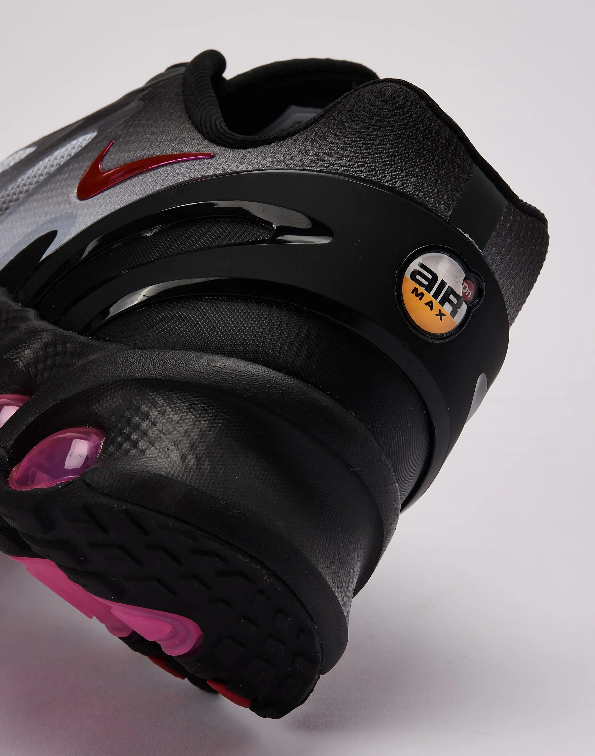 Nike Air Max Dn8 Blossom Step