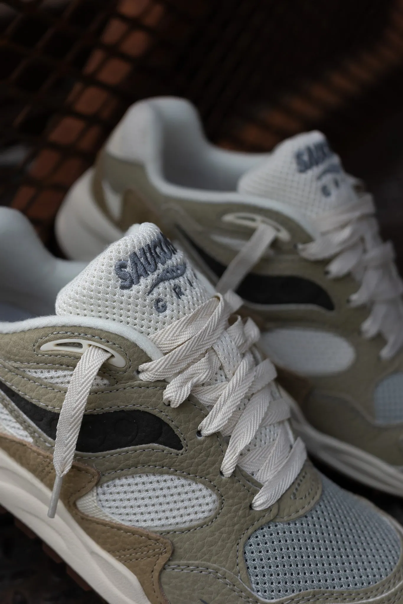 most complex Mens Saucony Grid Shadow 2 (Sand/Sage)