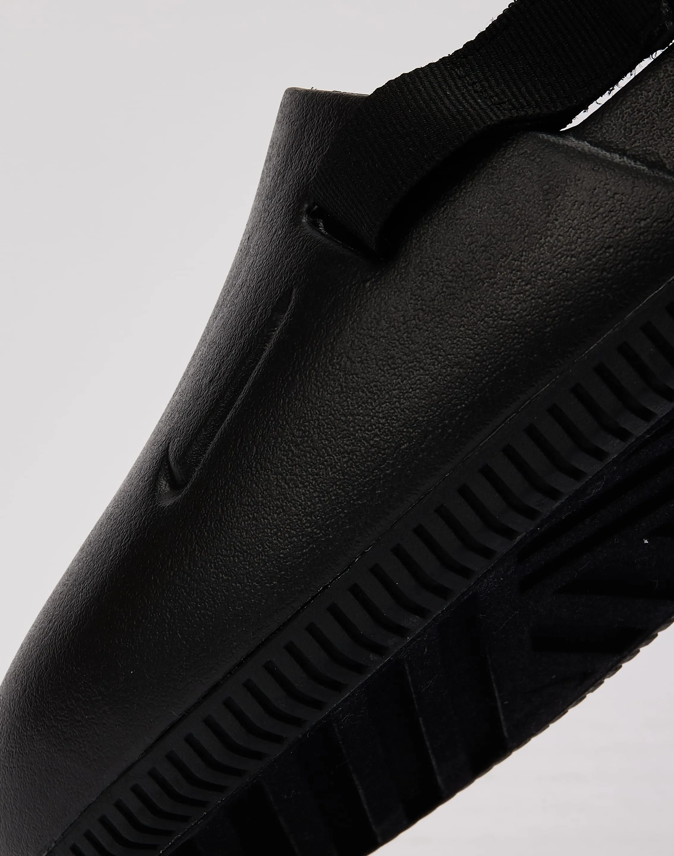 Textured Outsole Pattern Nike Calm Mules