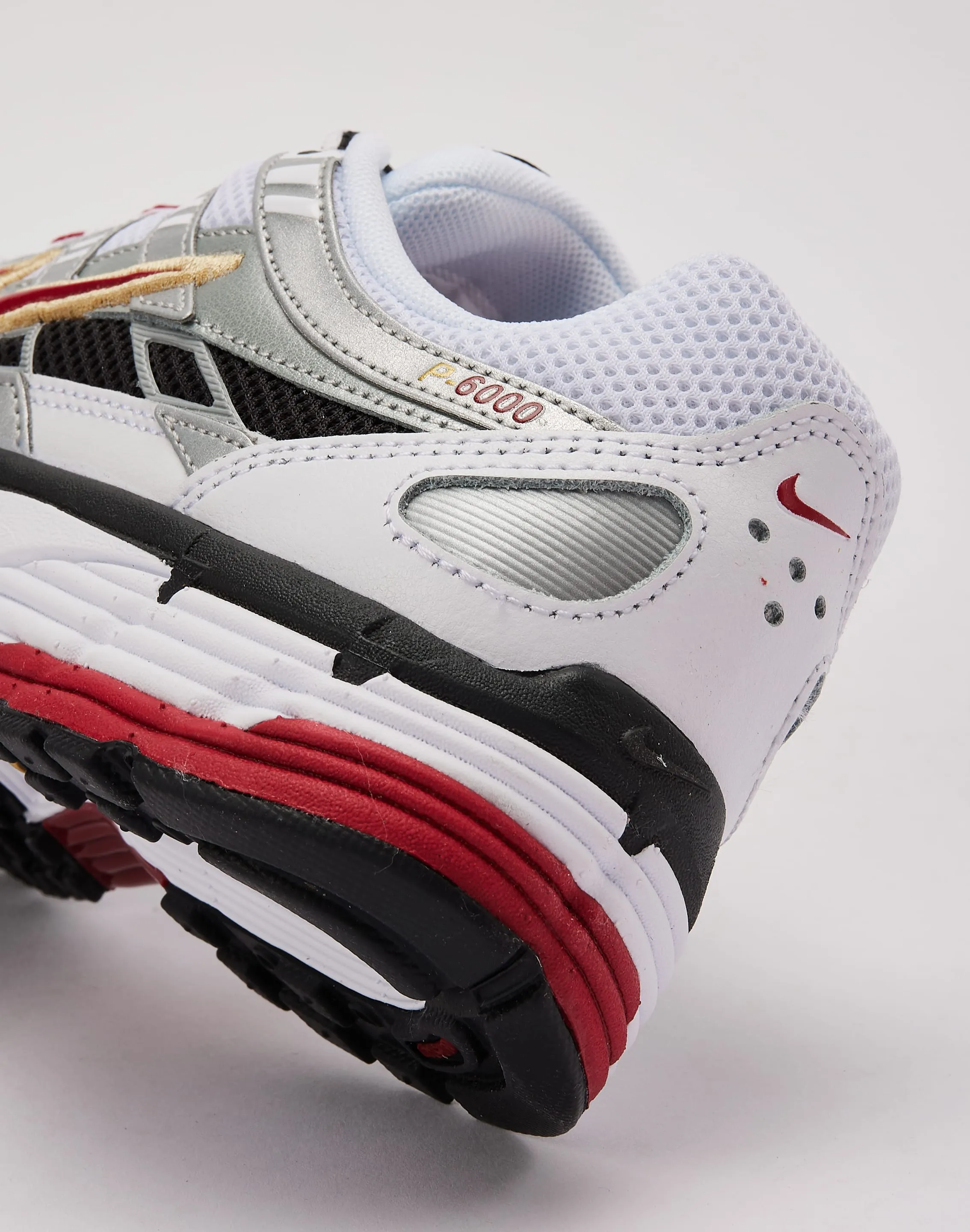 Airflow Optimized Reliable Sole Nike P-6000