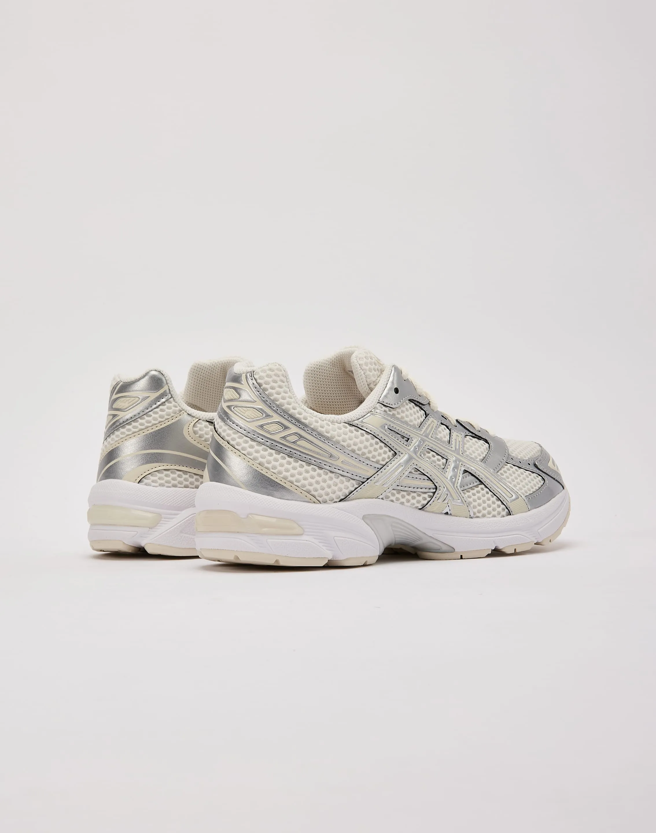 Shock-absorbent materials Asics GEL-1130