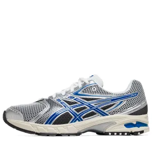 hybrid sole shoes running in a suspension cable bridge area shoes Asics Gel-DS Trainer 14 - White/Asics Blue