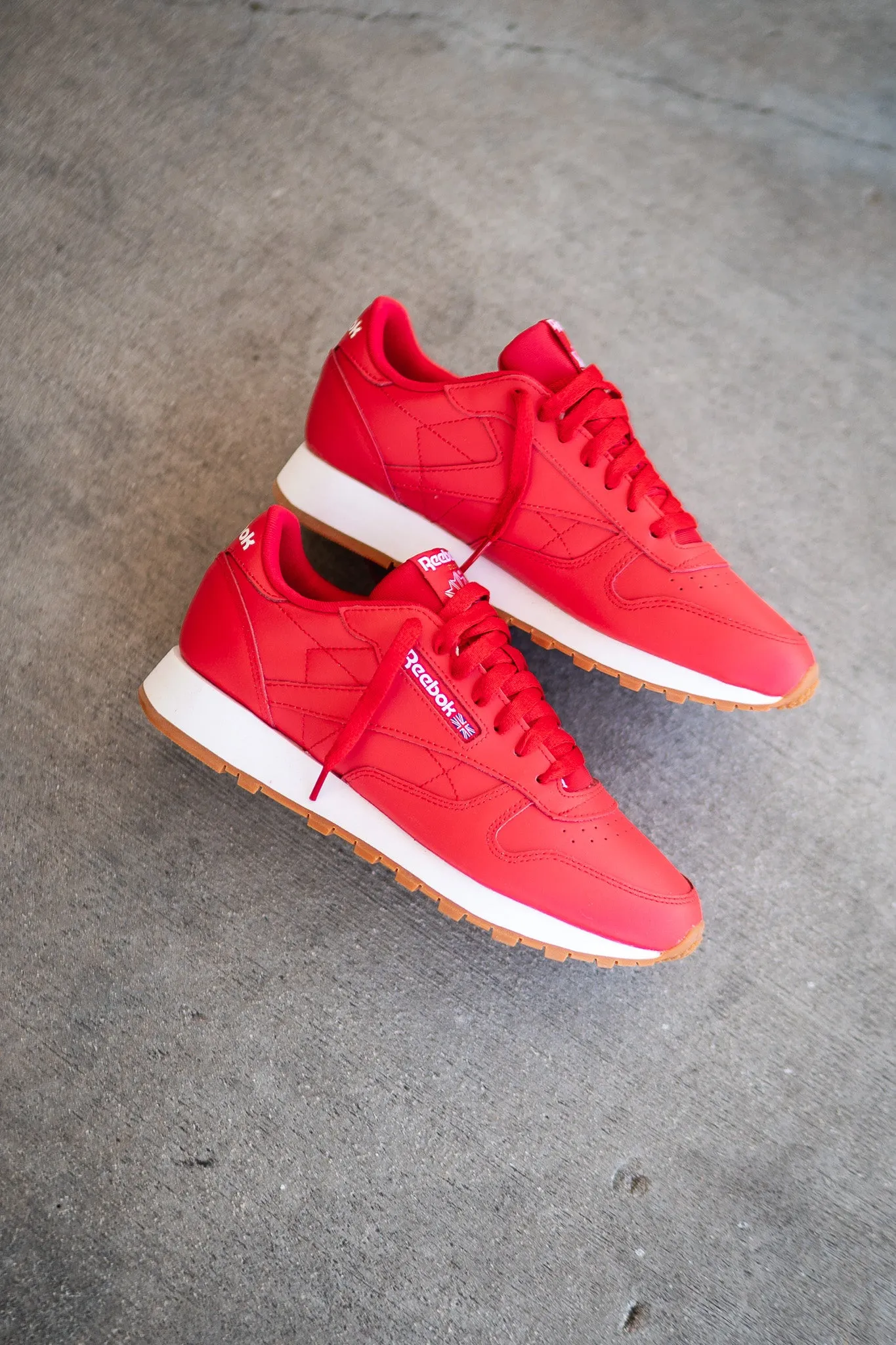 fitness freaks - specific features sensible Men's Reebok Classic Leather (Vector Red/White)