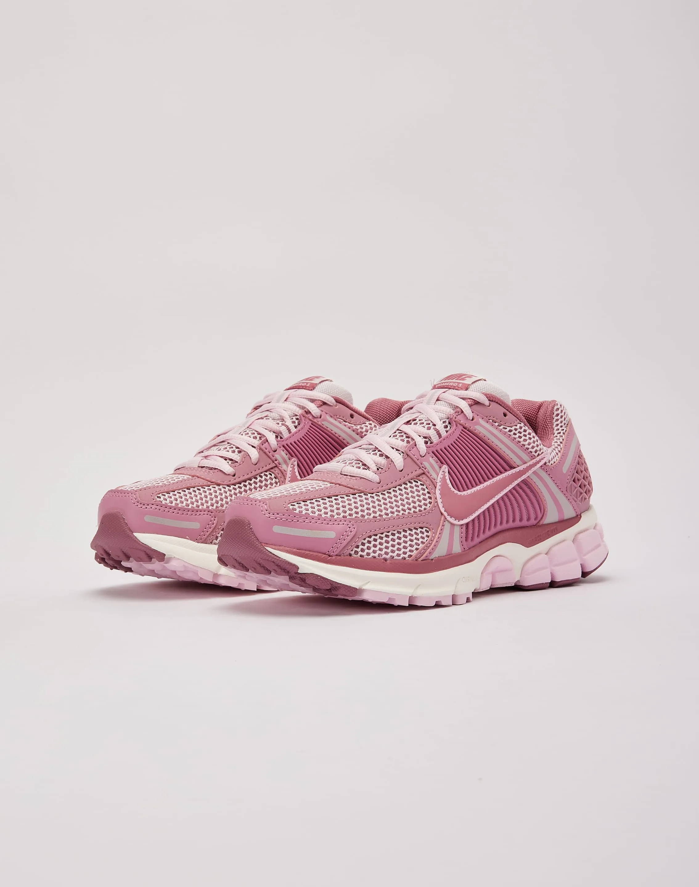Cool Weather Padded materials Nike Zoom Vomero 5