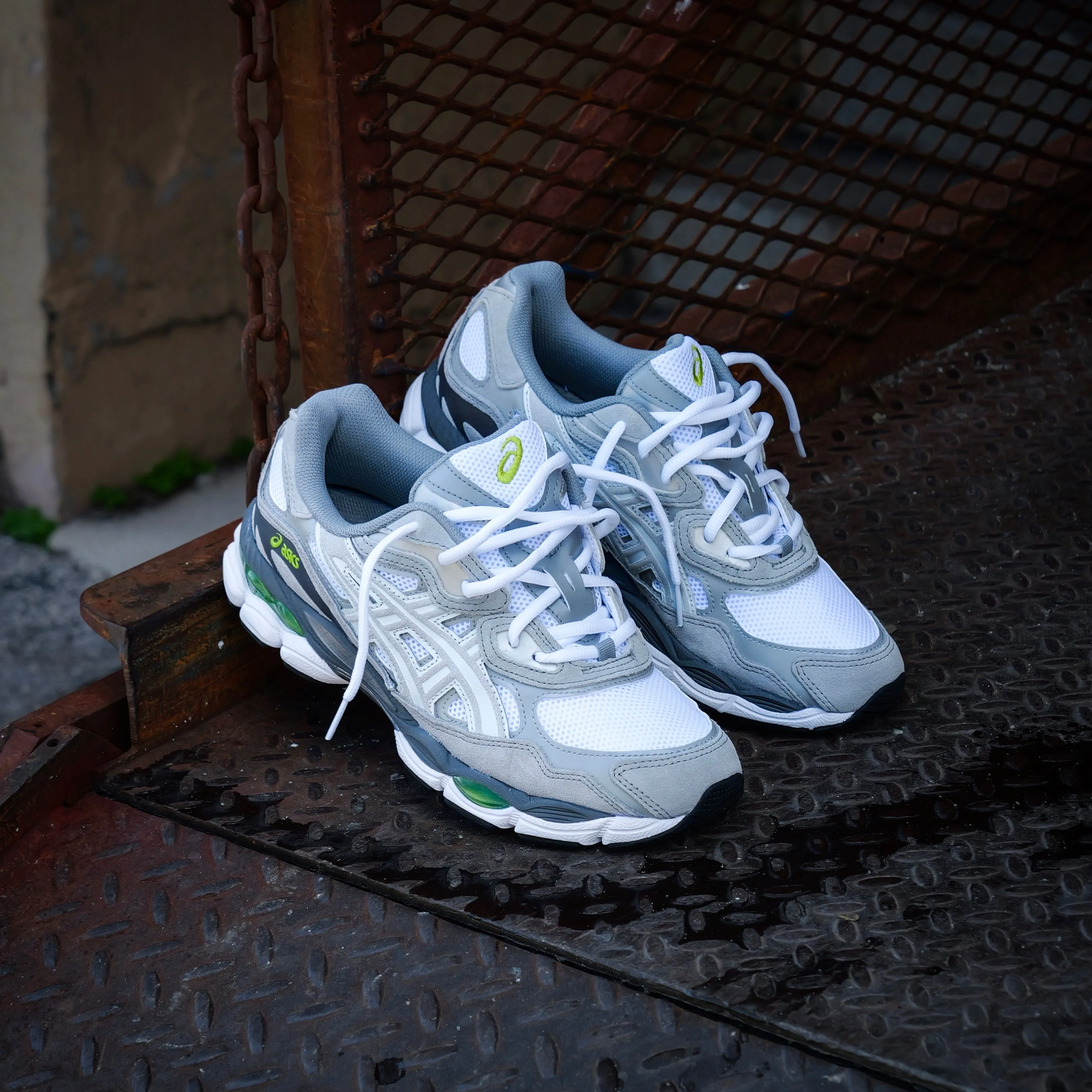 Breathable mesh Mens Asics Gel-NYC (White/Glacier Grey)