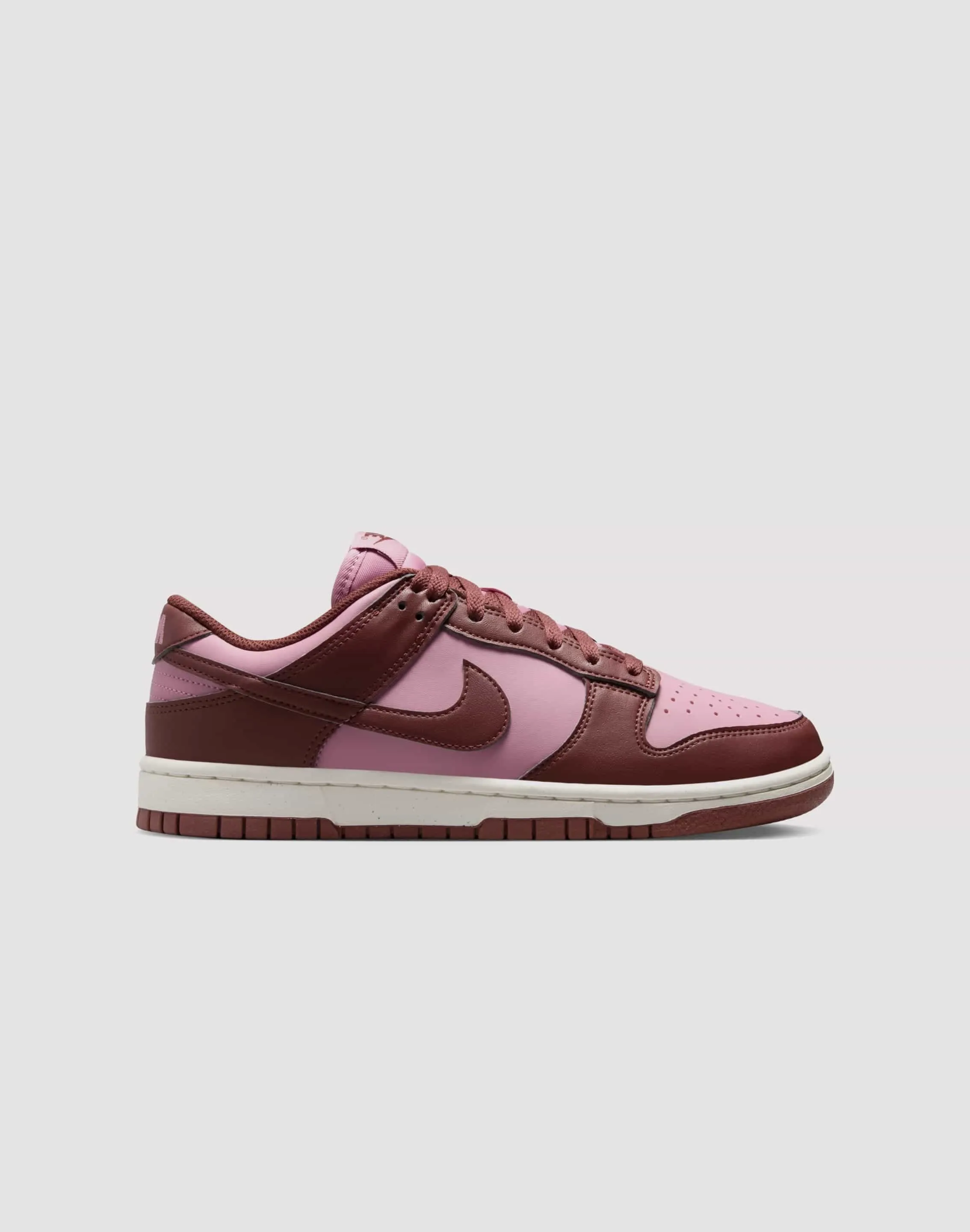 Nike Dunk Low Thermal Bonded Seams