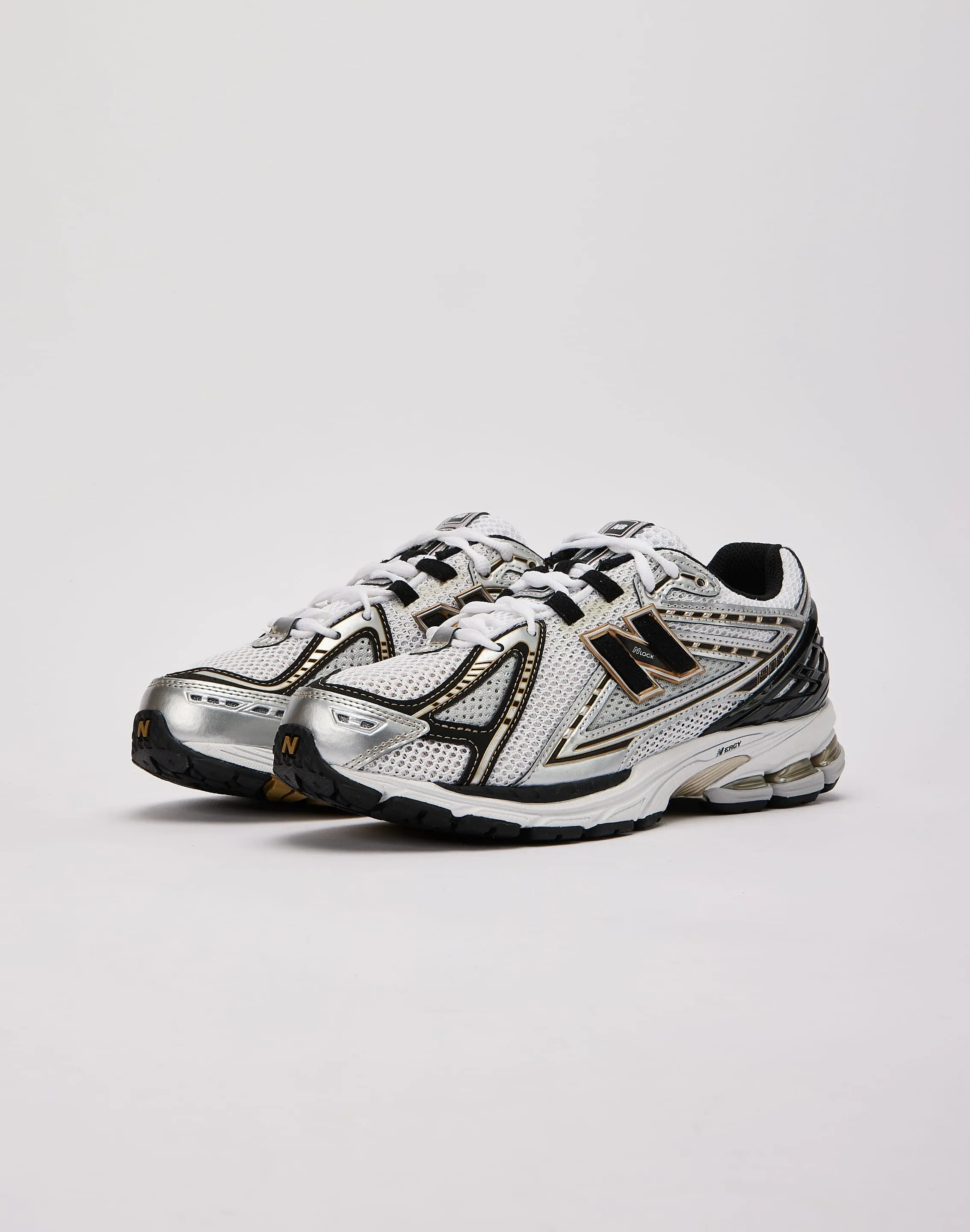 Goal Step Supportive Design New Balance 1906R