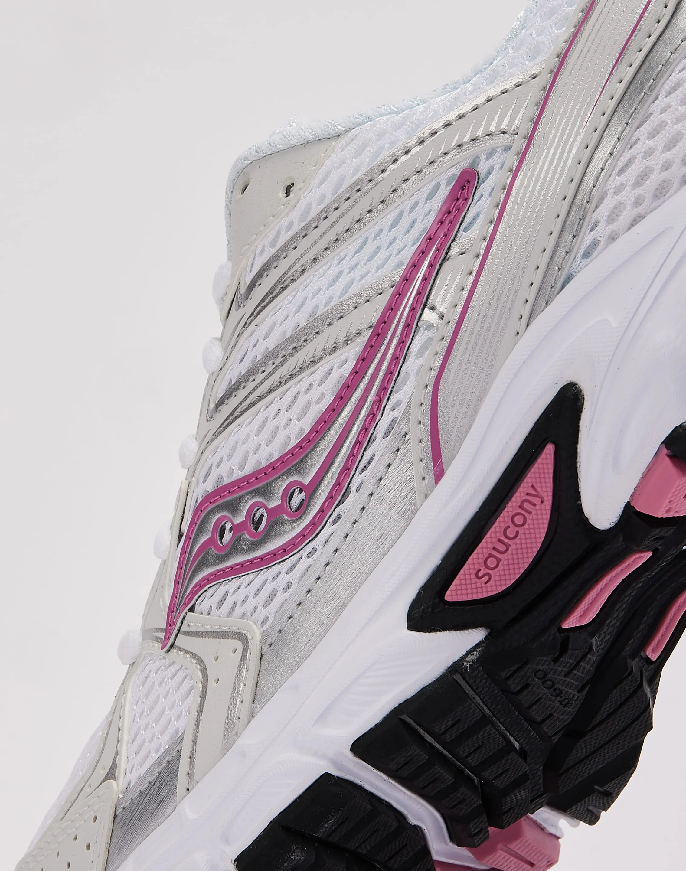 Sports use Timeless Design Saucony Ride Millennium