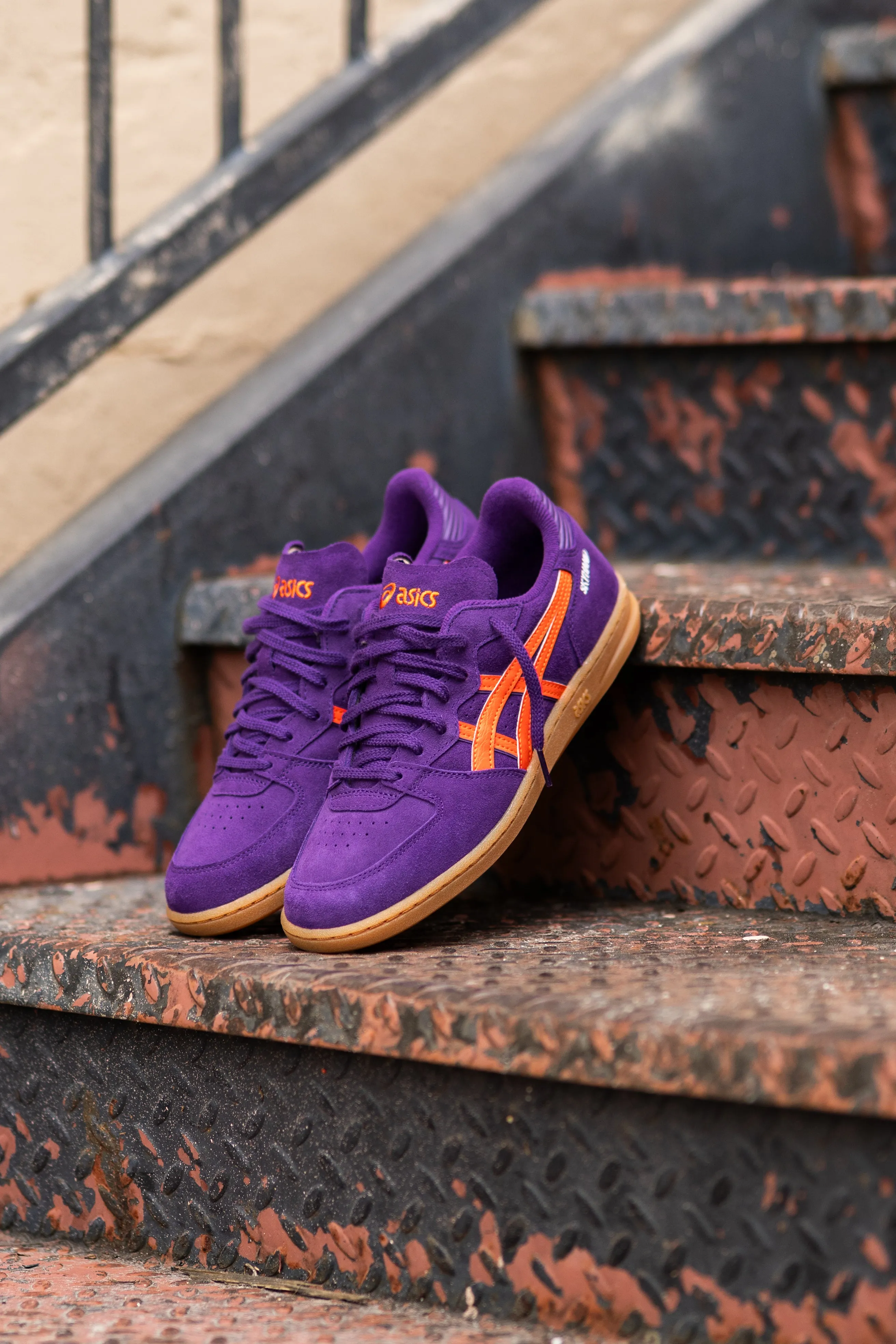 Men's Asics Skyhand OG (Midnight Plum/Koi) party - goer Easy - clean