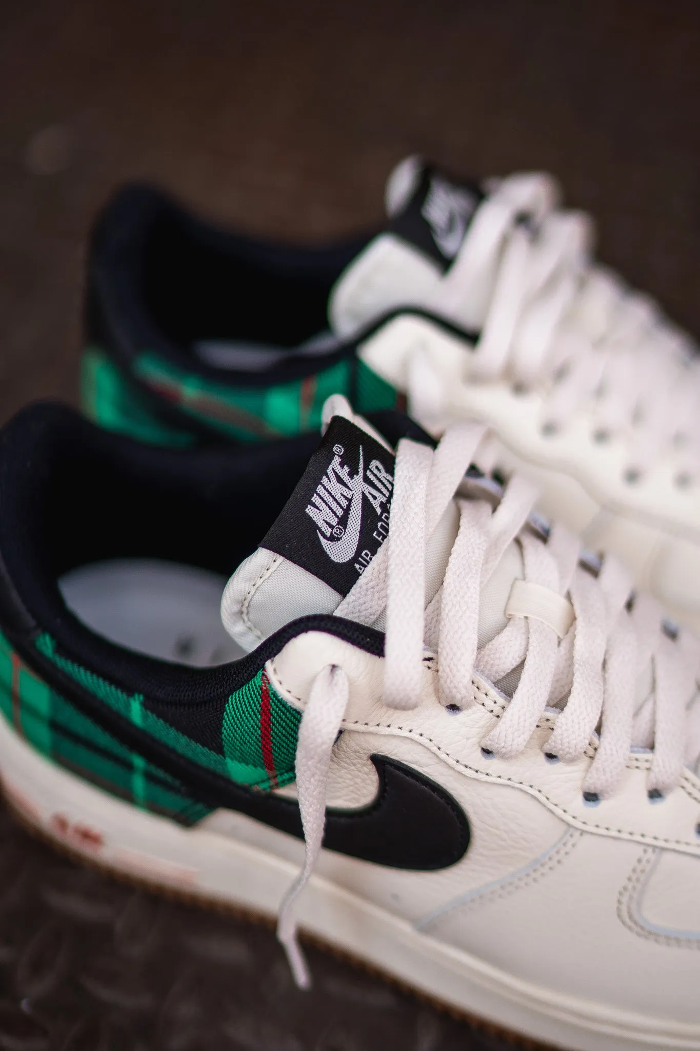 Nike Air Force 1 '07 LX (Pale Ivory/Plaid) Bold Design waterproof - breathable membrane
