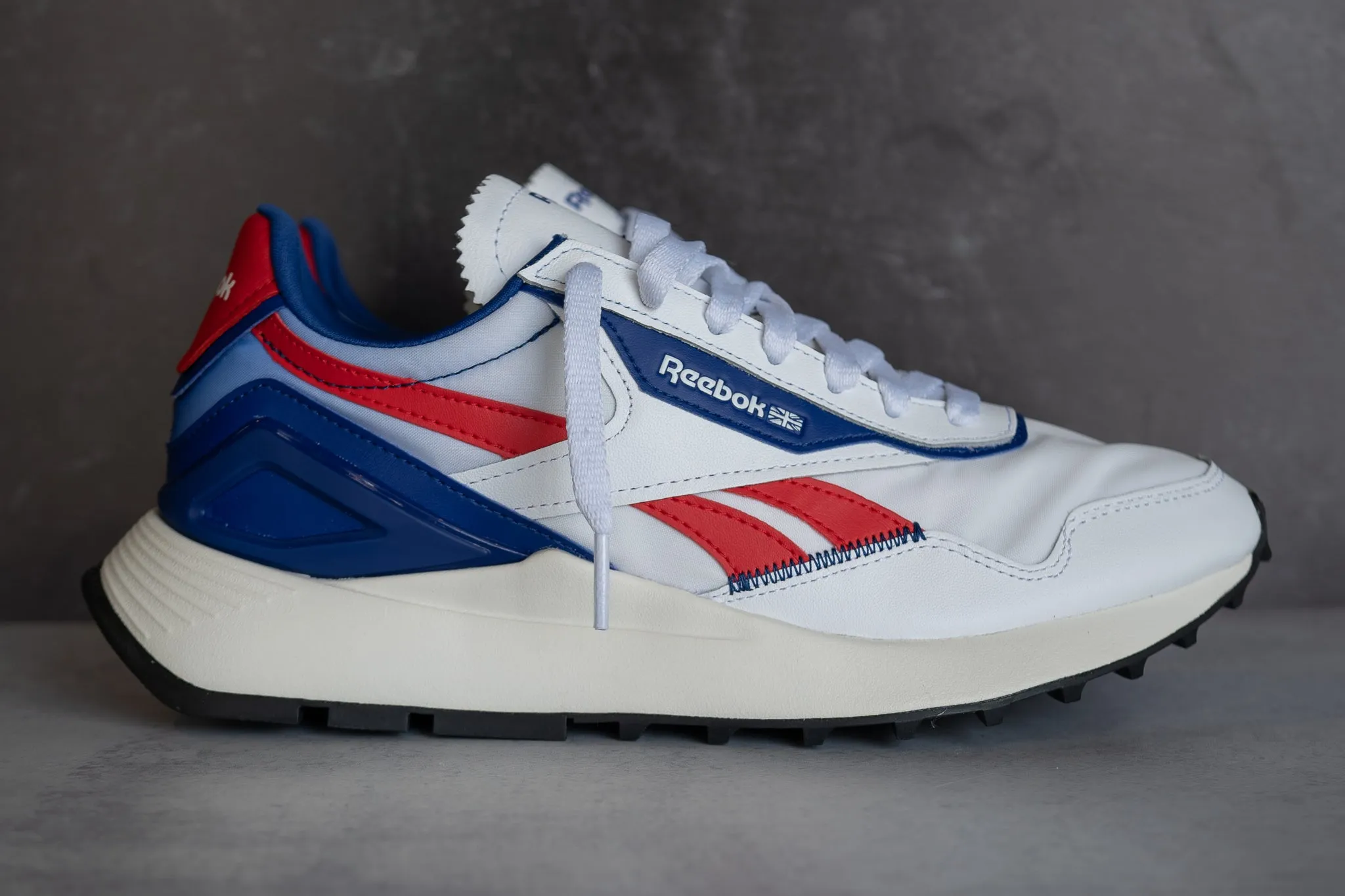 Eye-Catching suitable for professionals Reebok CL Legacy AZ (Gundam)