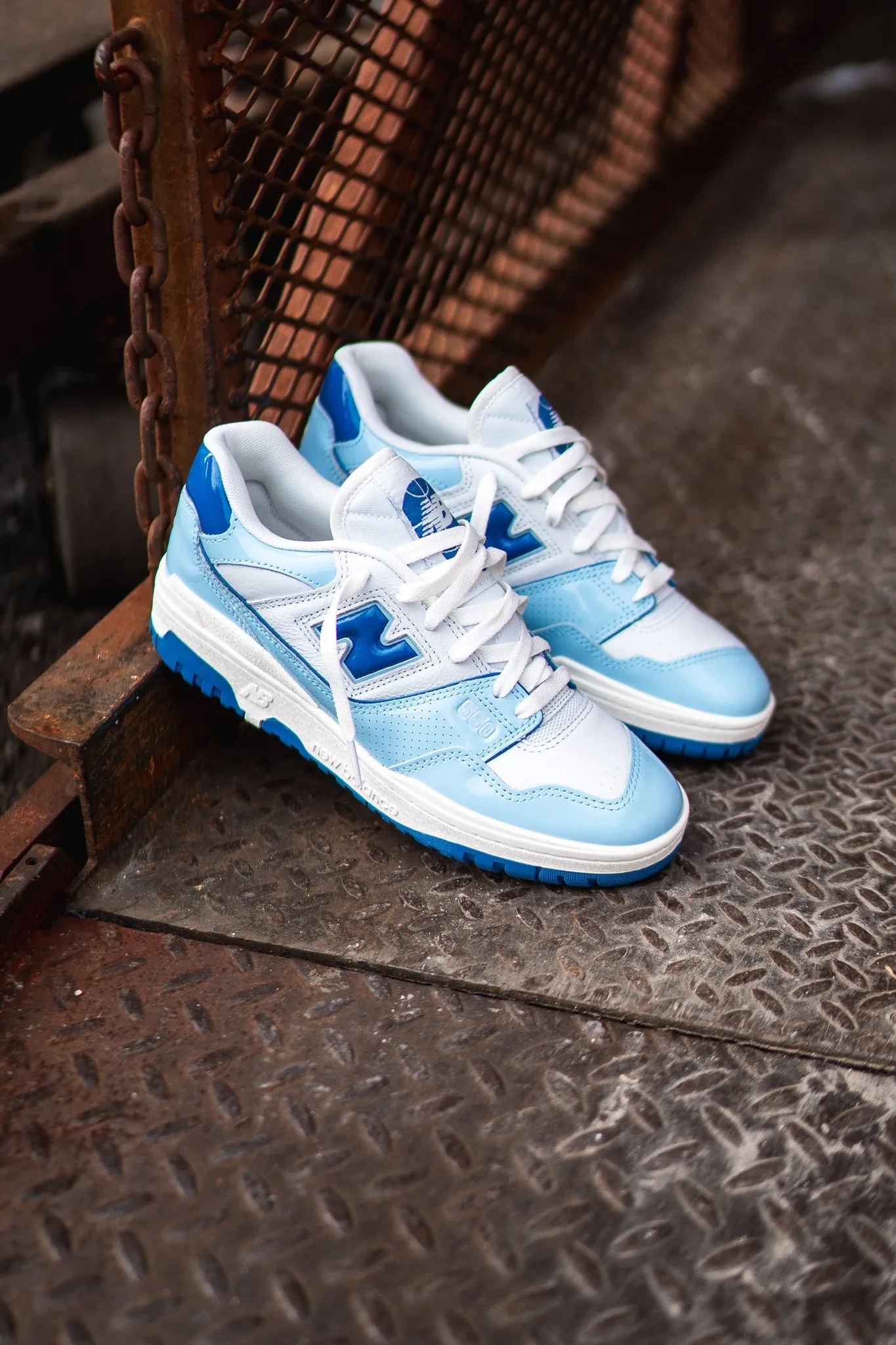 Mens New Balance 550 (White/Powder Blue) - BB550YKE front - zip Unbeatable flexibility