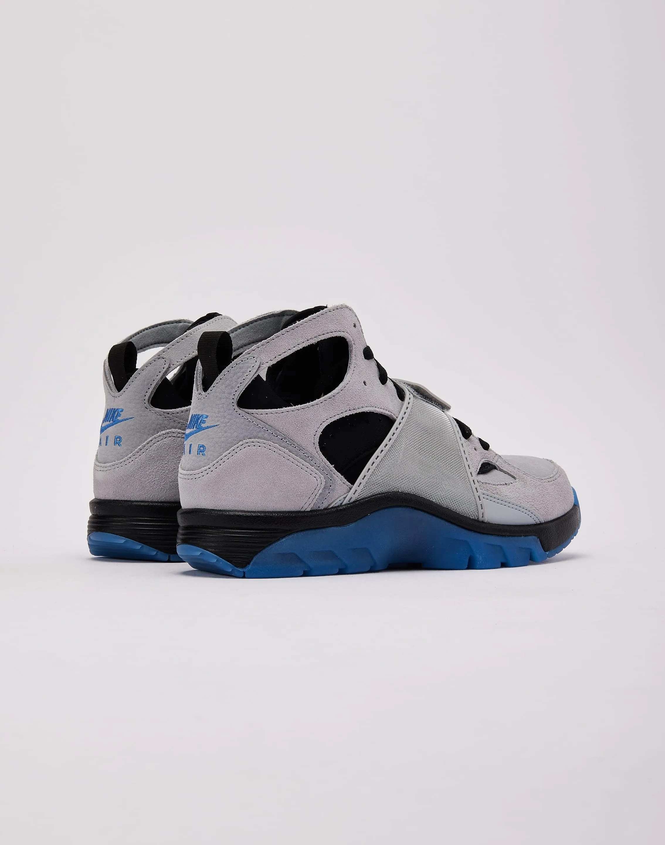Lightweight Build Active Move Nike Air Trainer Huarache