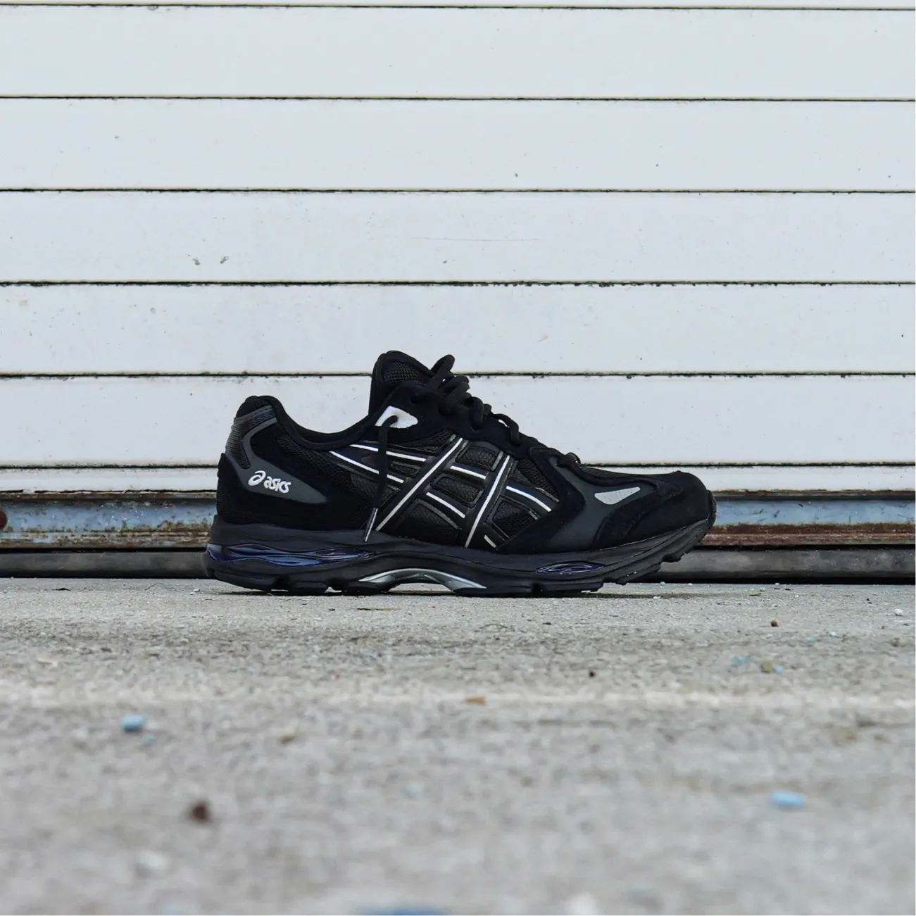 Mens Asics Gel K-1011 (Black/Silver) Heel Support