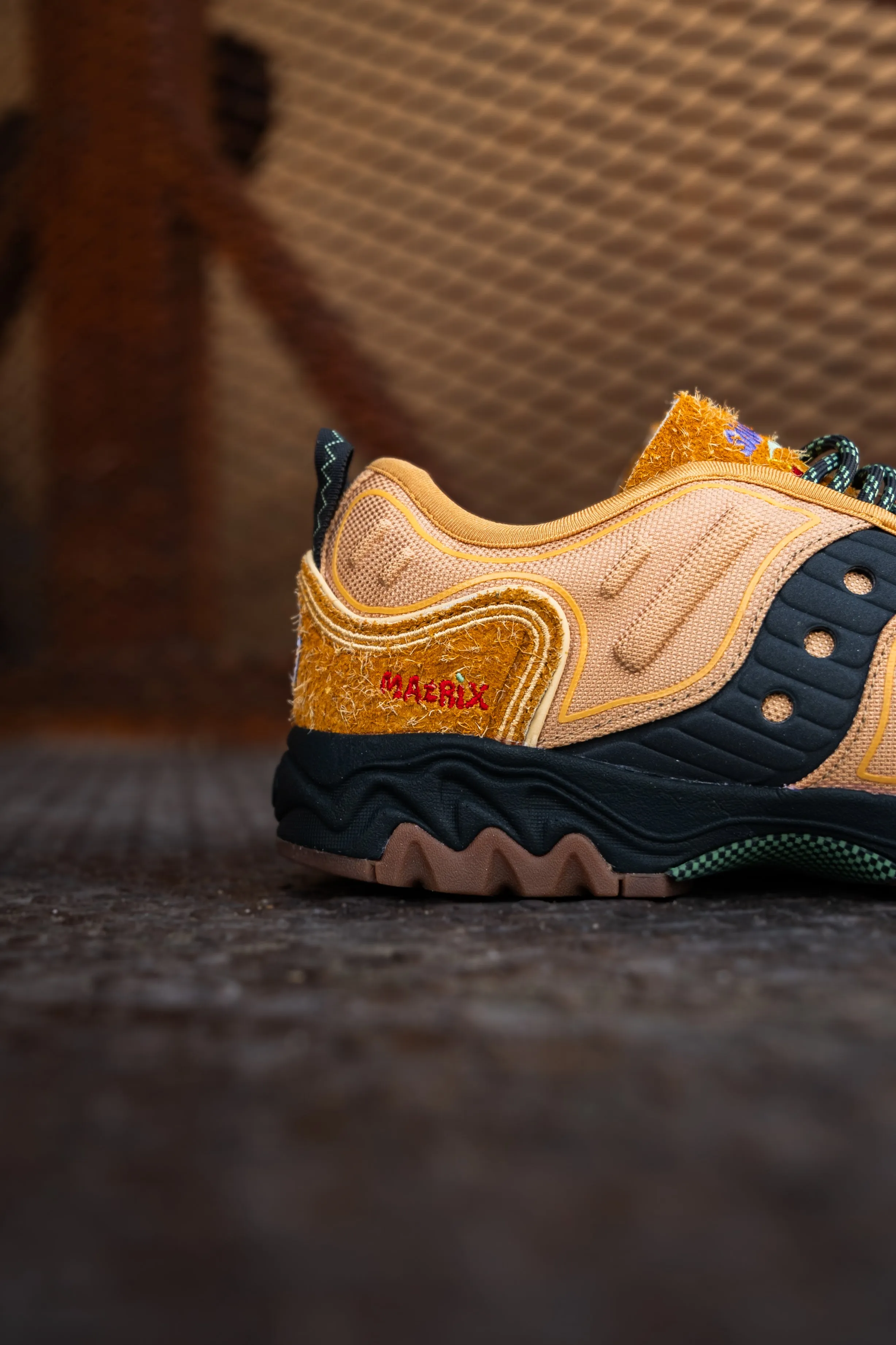 Colour Plus X Saucony "Matrix" M (Harvest Wheat) Reliable flair
