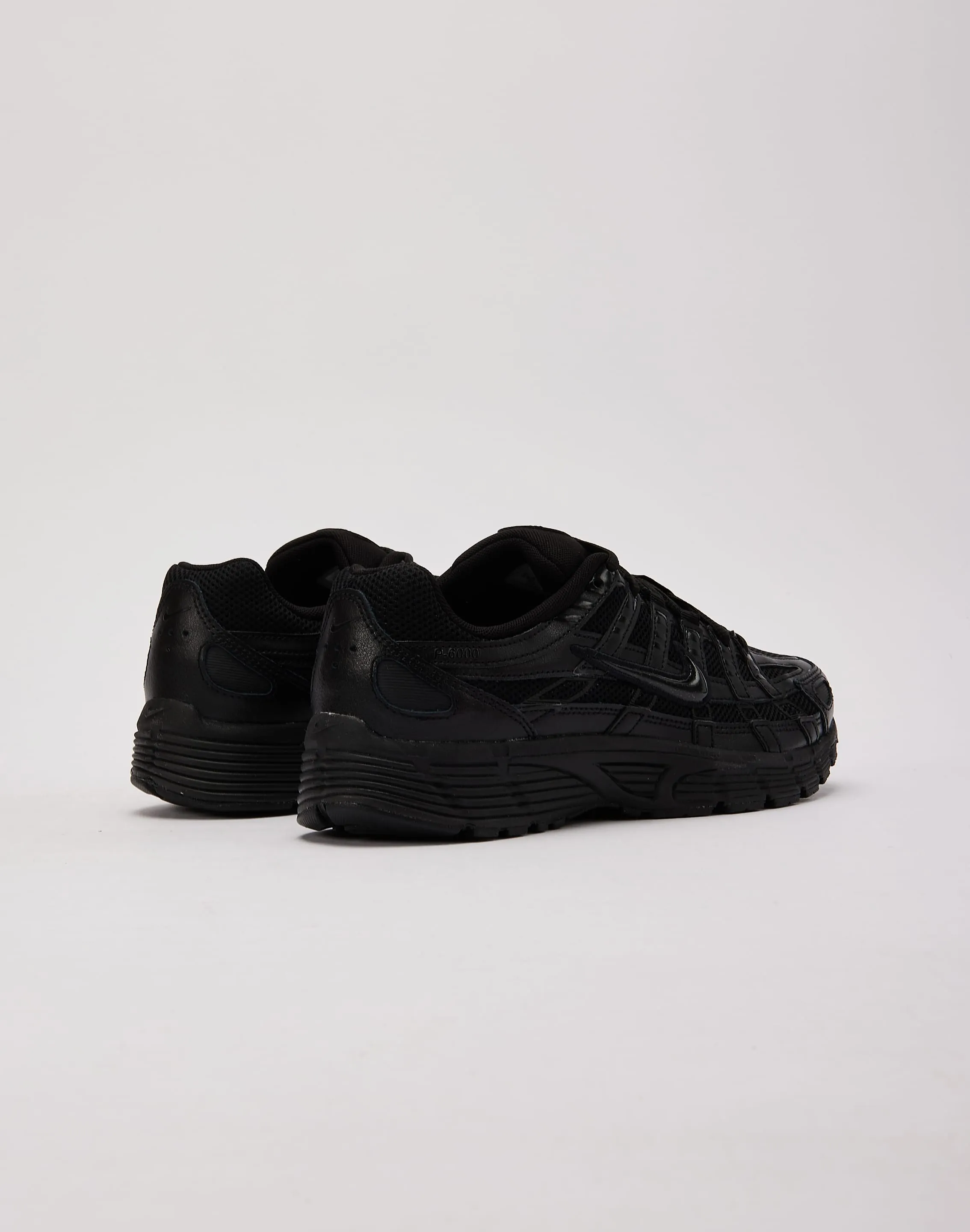 Nike P-6000 Coast Hike Cushioned