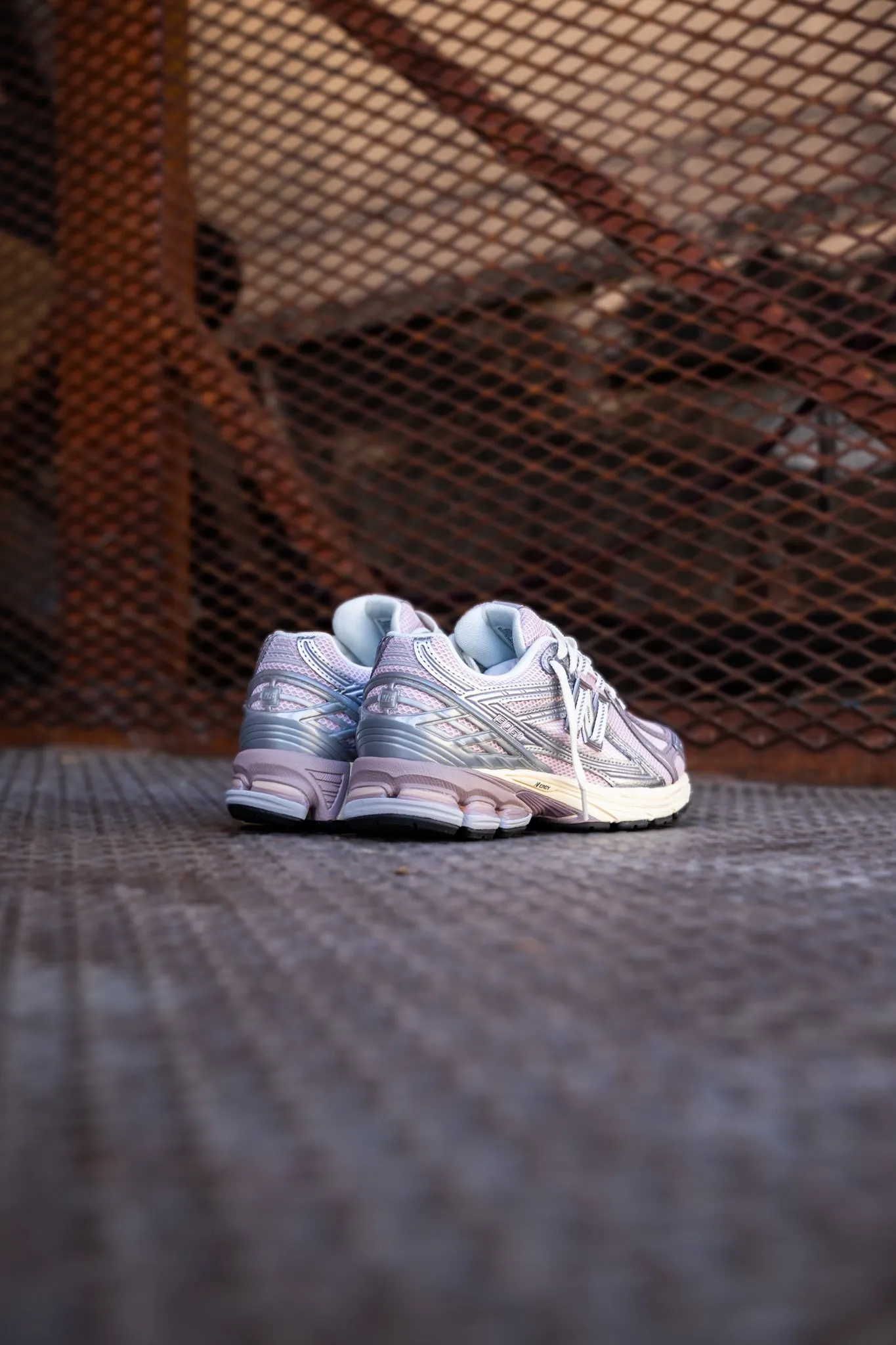 Mens New Balance 1906R (Silver/Pink) - U1906RNF Structured performance least spring