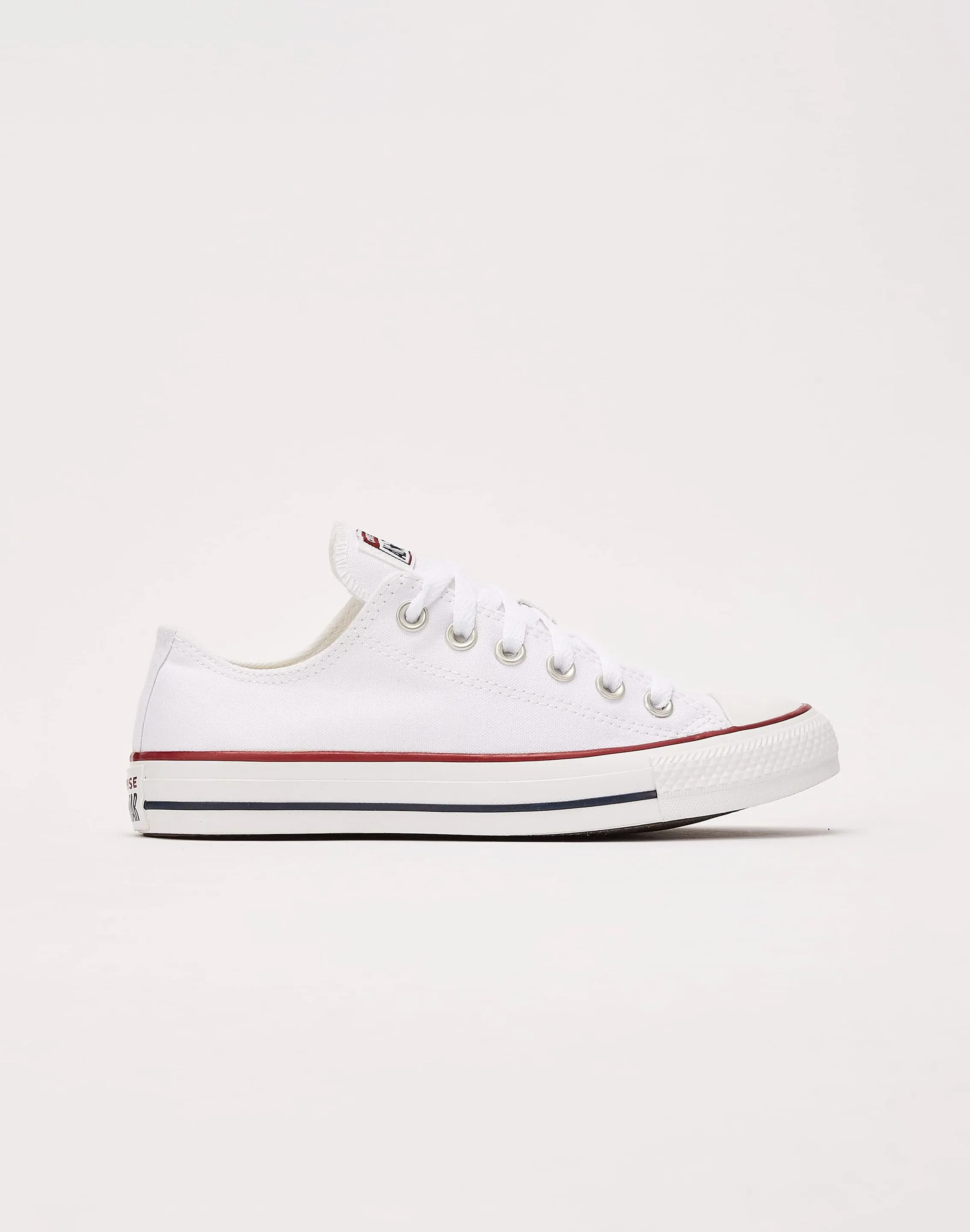 Minimalist Look Converse Chuck Taylor All-Star Low