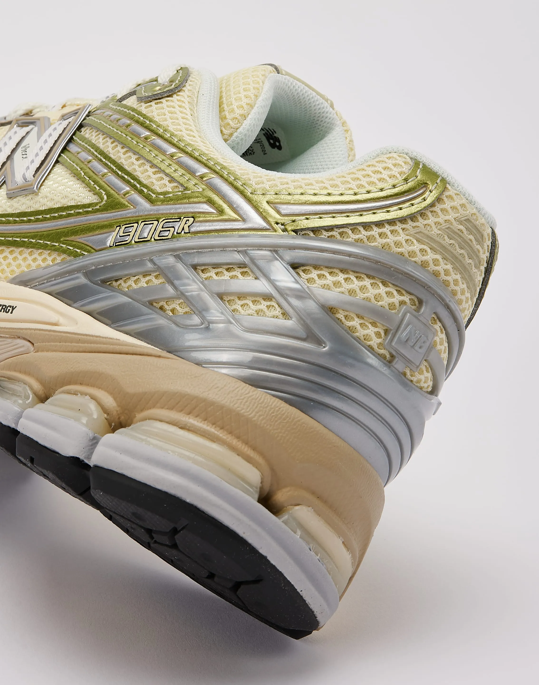 Stable Structure New Balance 1906R