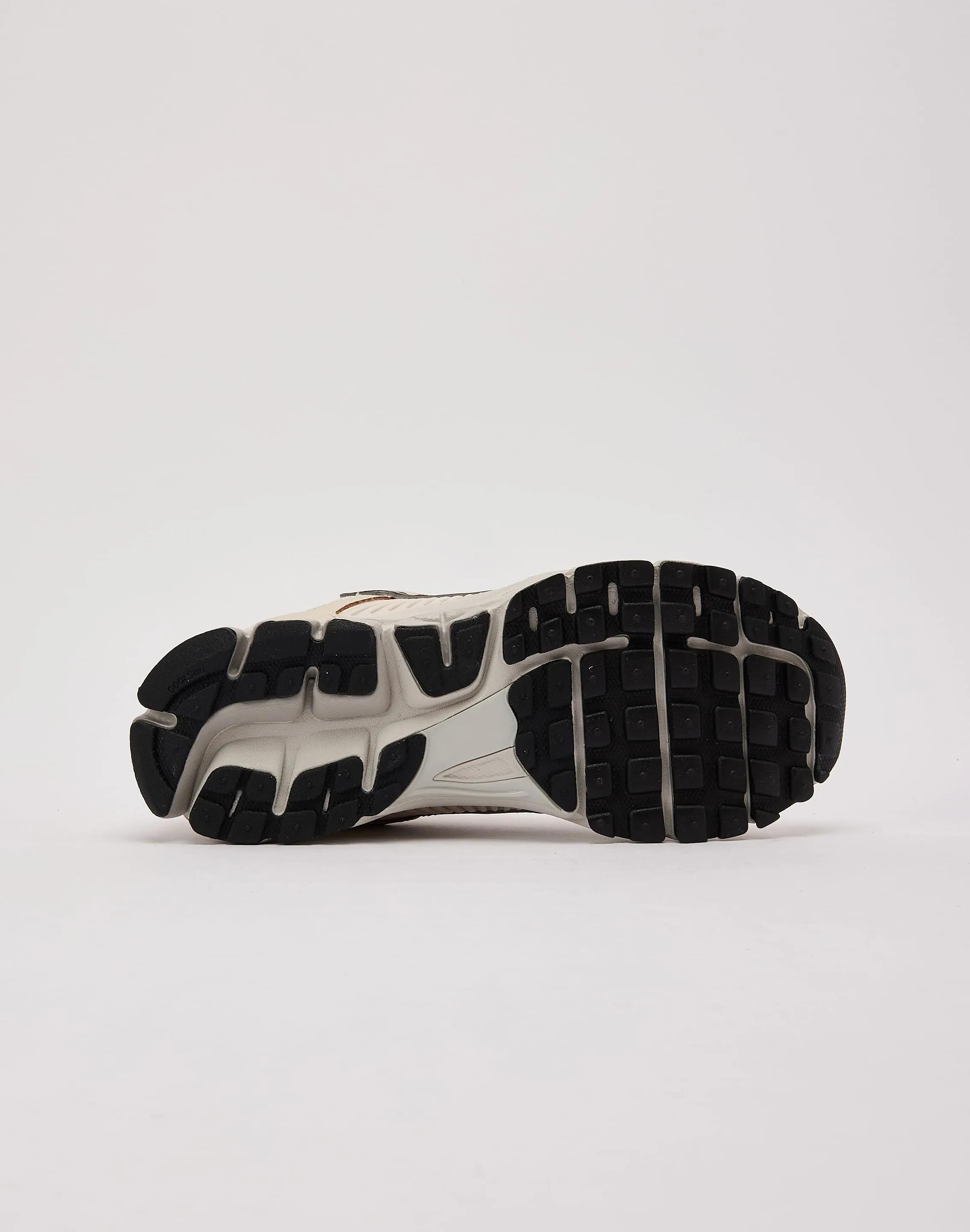 Dynamic Design Nike Zoom Vomero 5