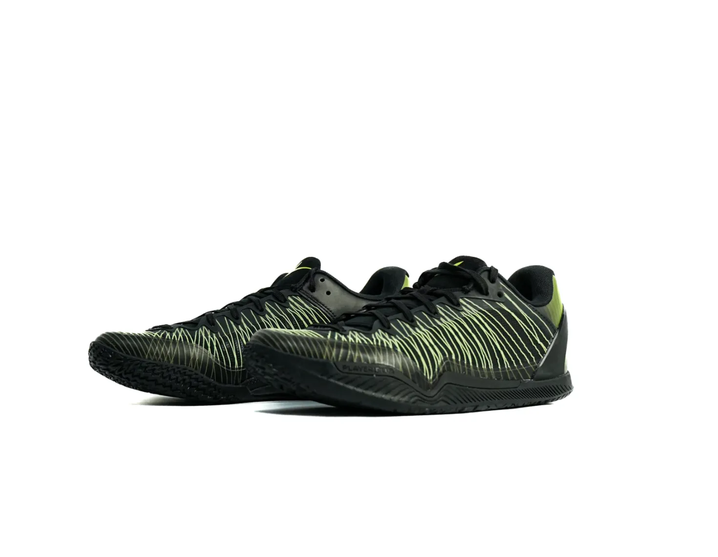 Adjustable Closure Seamless Toe Box Construction Player 1 Plus Firefly
