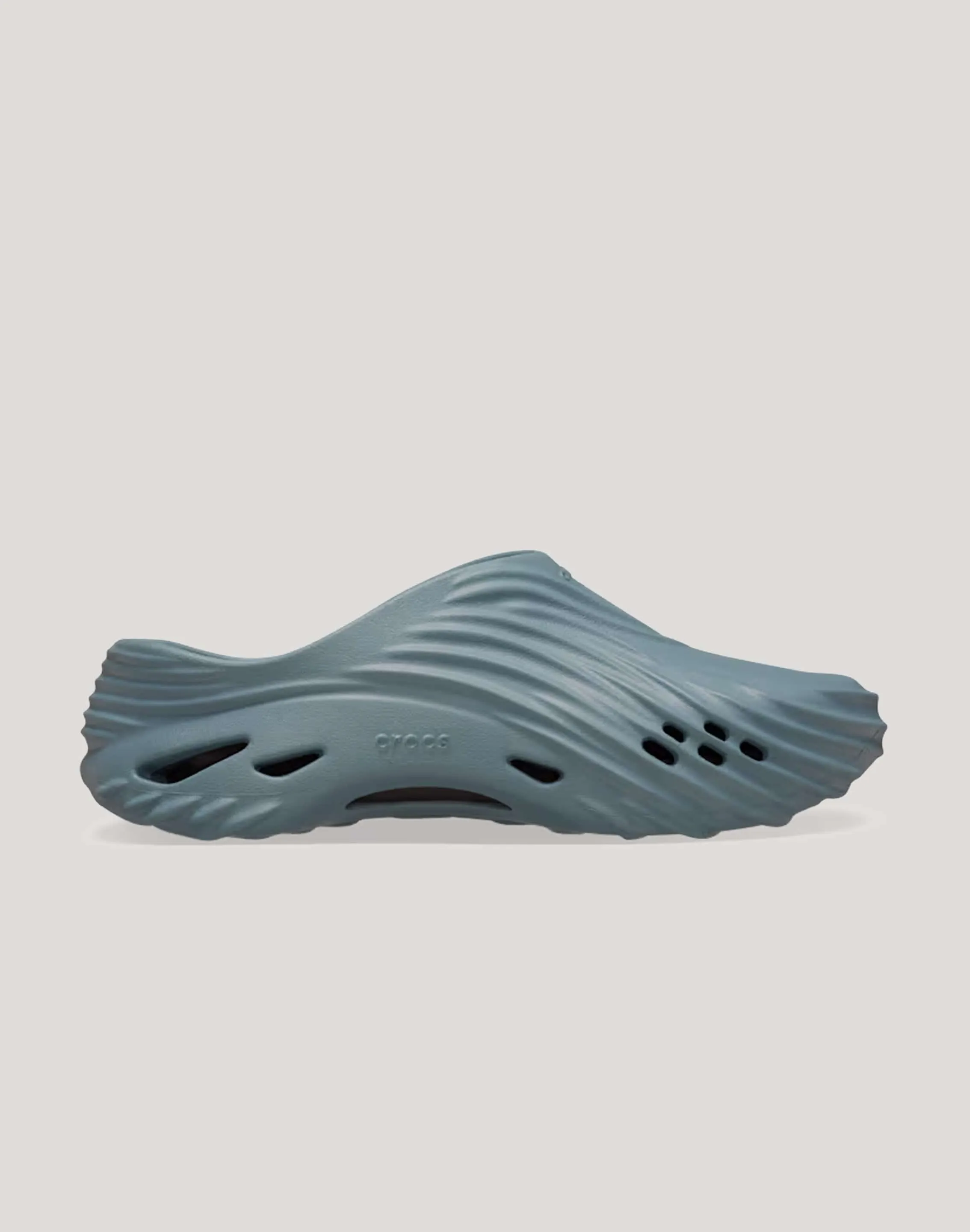 Crocs Echo Wave Slip Resistant Outsole