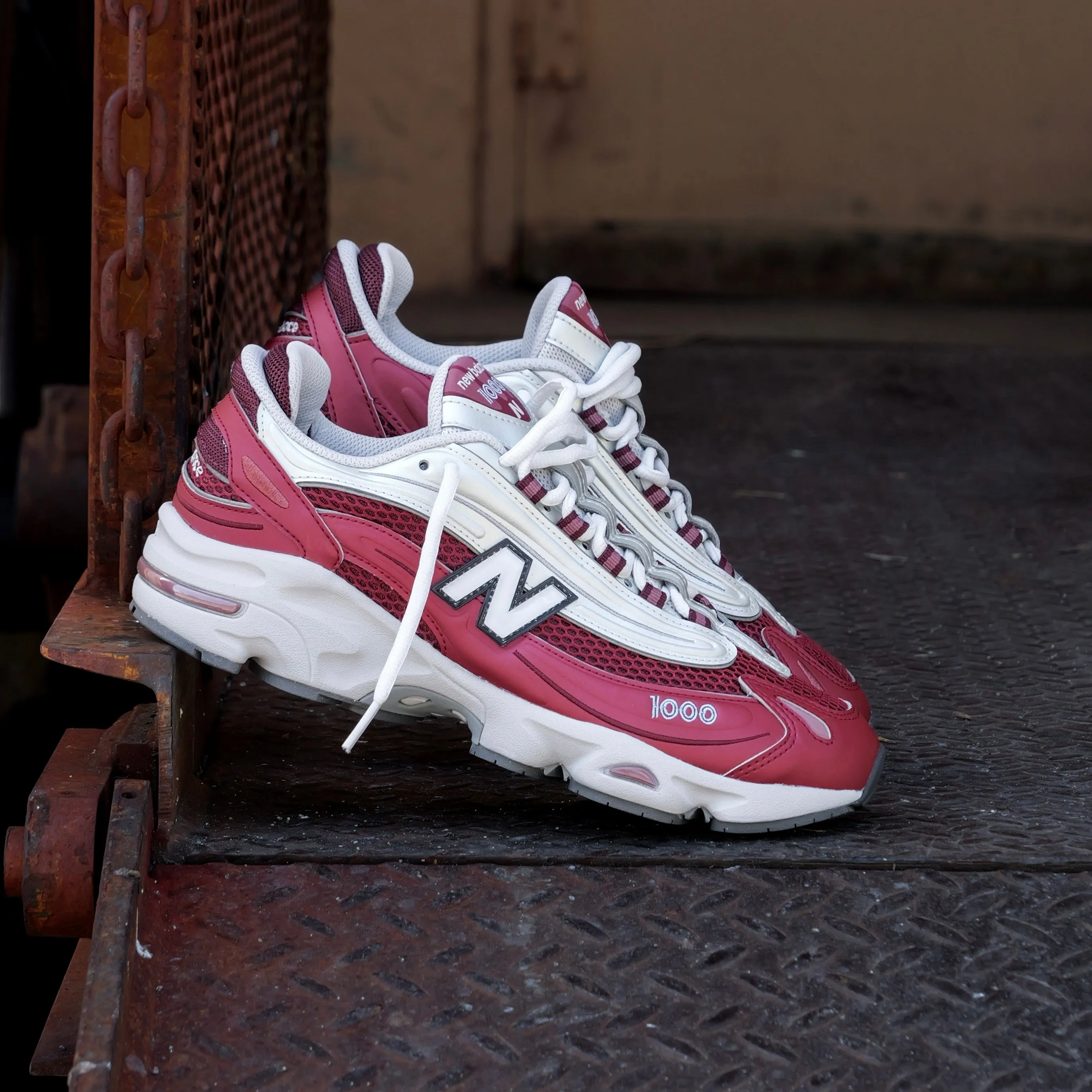 home slippers Round - toe New Balance 1000 (Red/Grey) - M1000Q