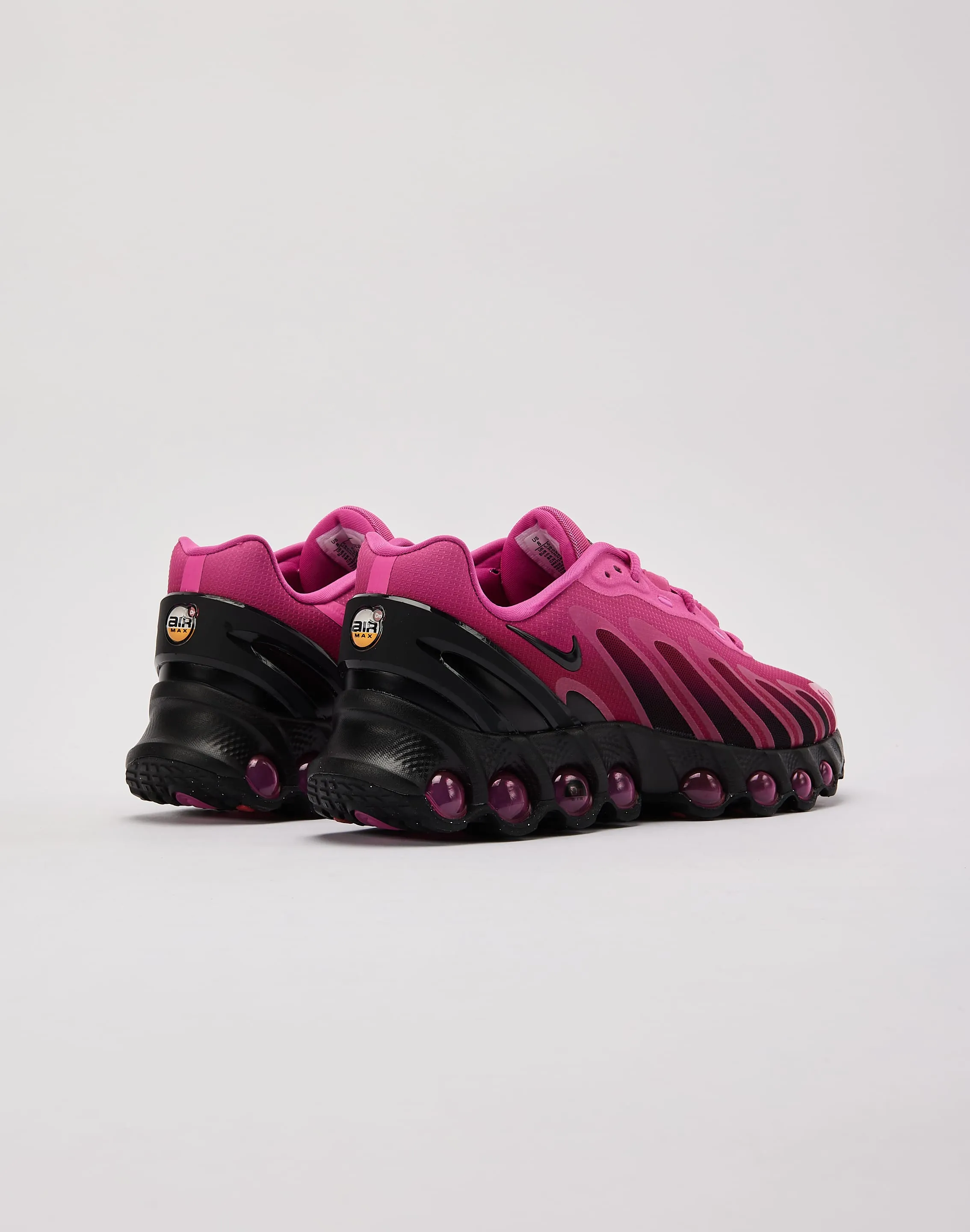 Nike Air Max Dn8 Wide Base Design