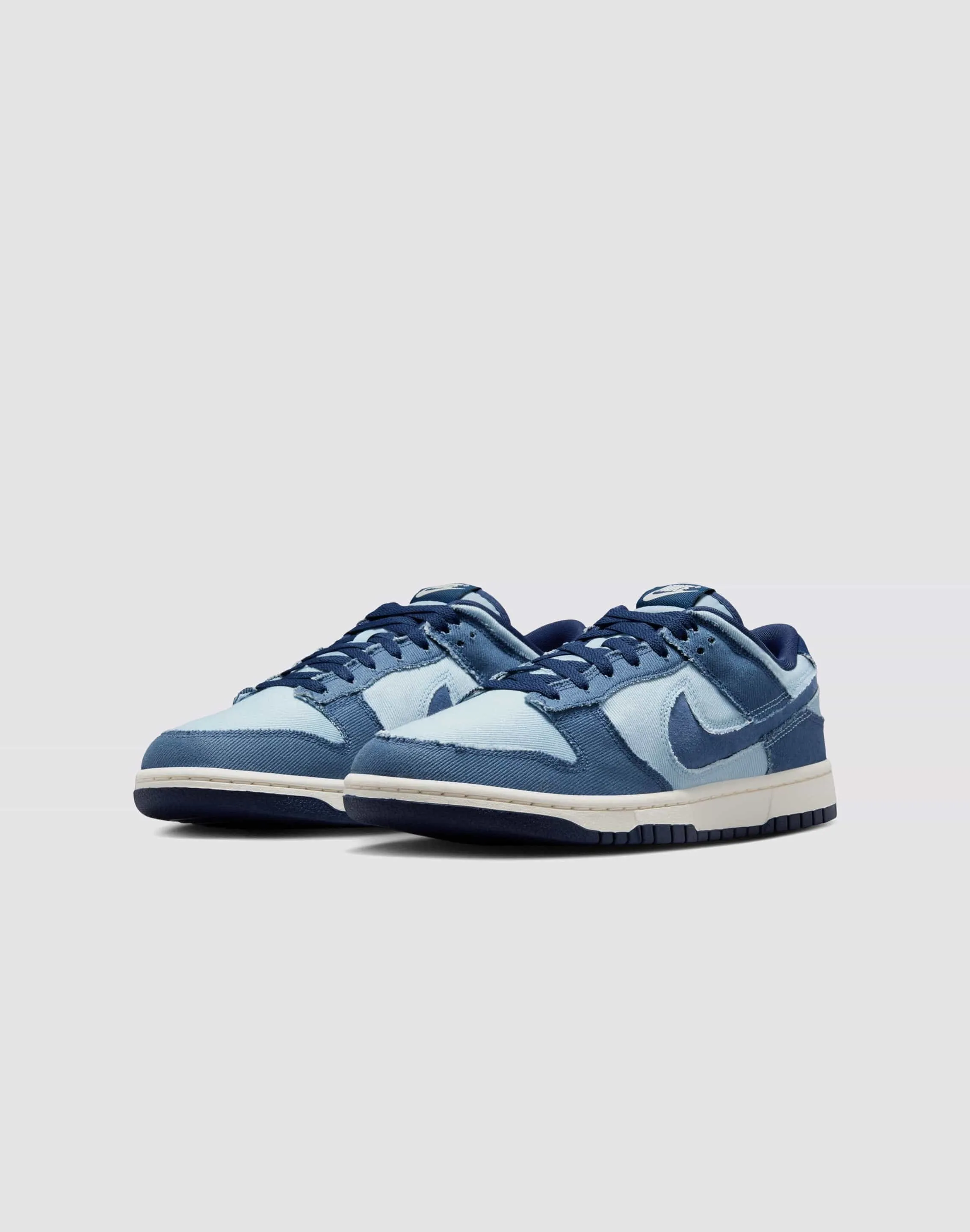 Chic Street Follow Hike Nike Dunk Low Retro SE