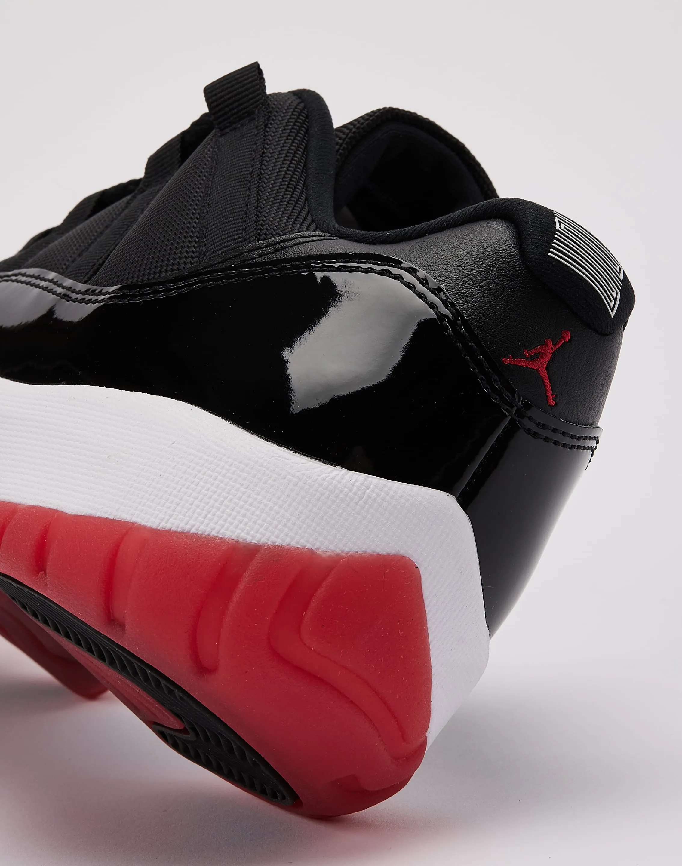 Farm Jog Jordan Air Jordan 11 Retro Low 'Bred'