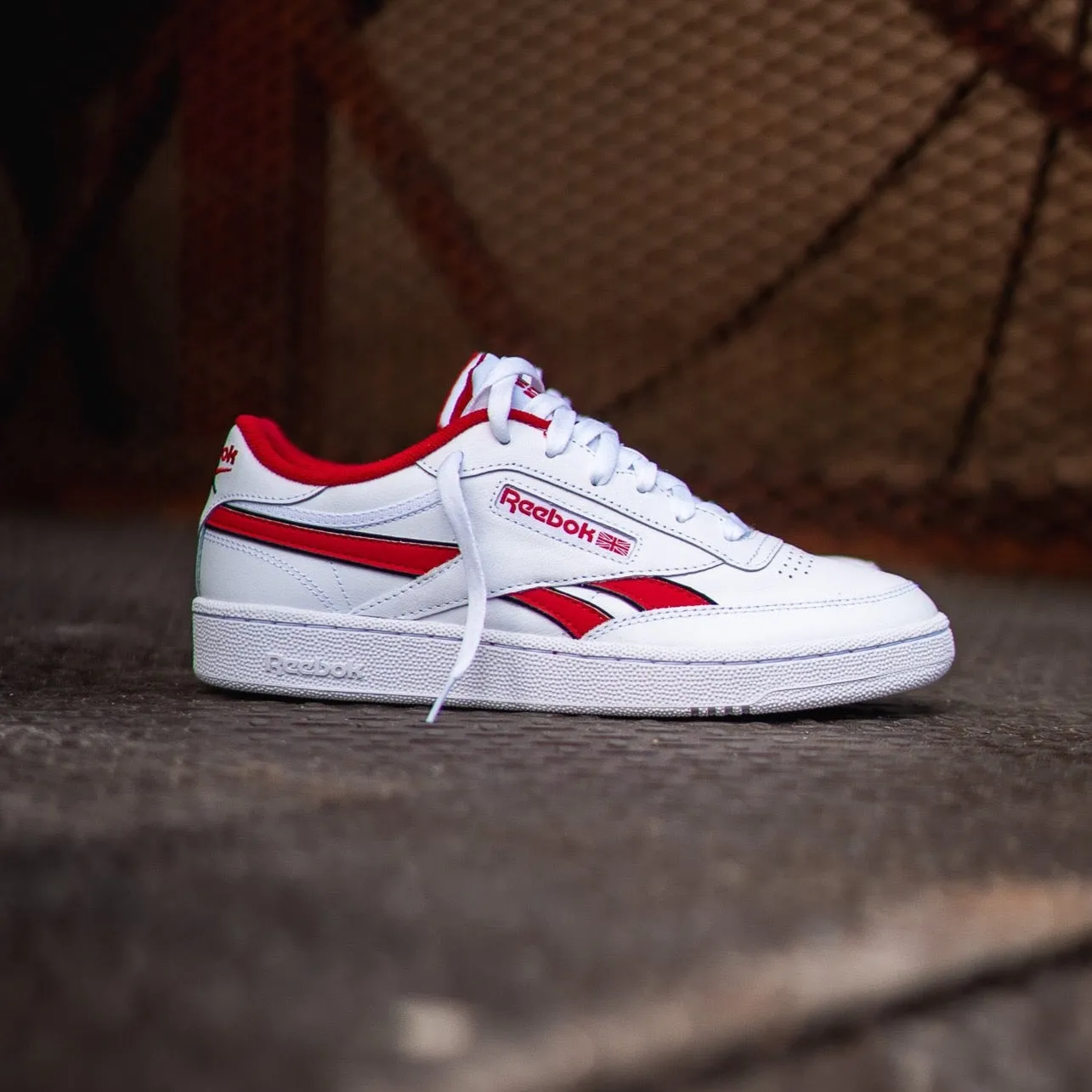diabetic-friendly mountain climbers' hiking boots Mens Reebok Club C Revenge (White/Red)