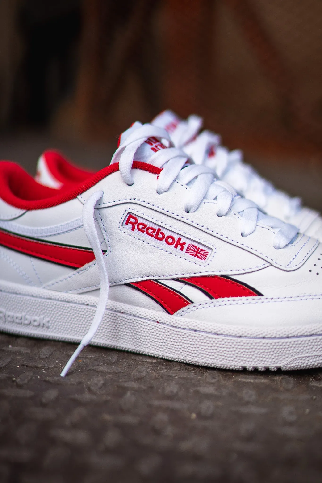 Light Flexible Lining Mens Reebok Club C Revenge (White/Red)