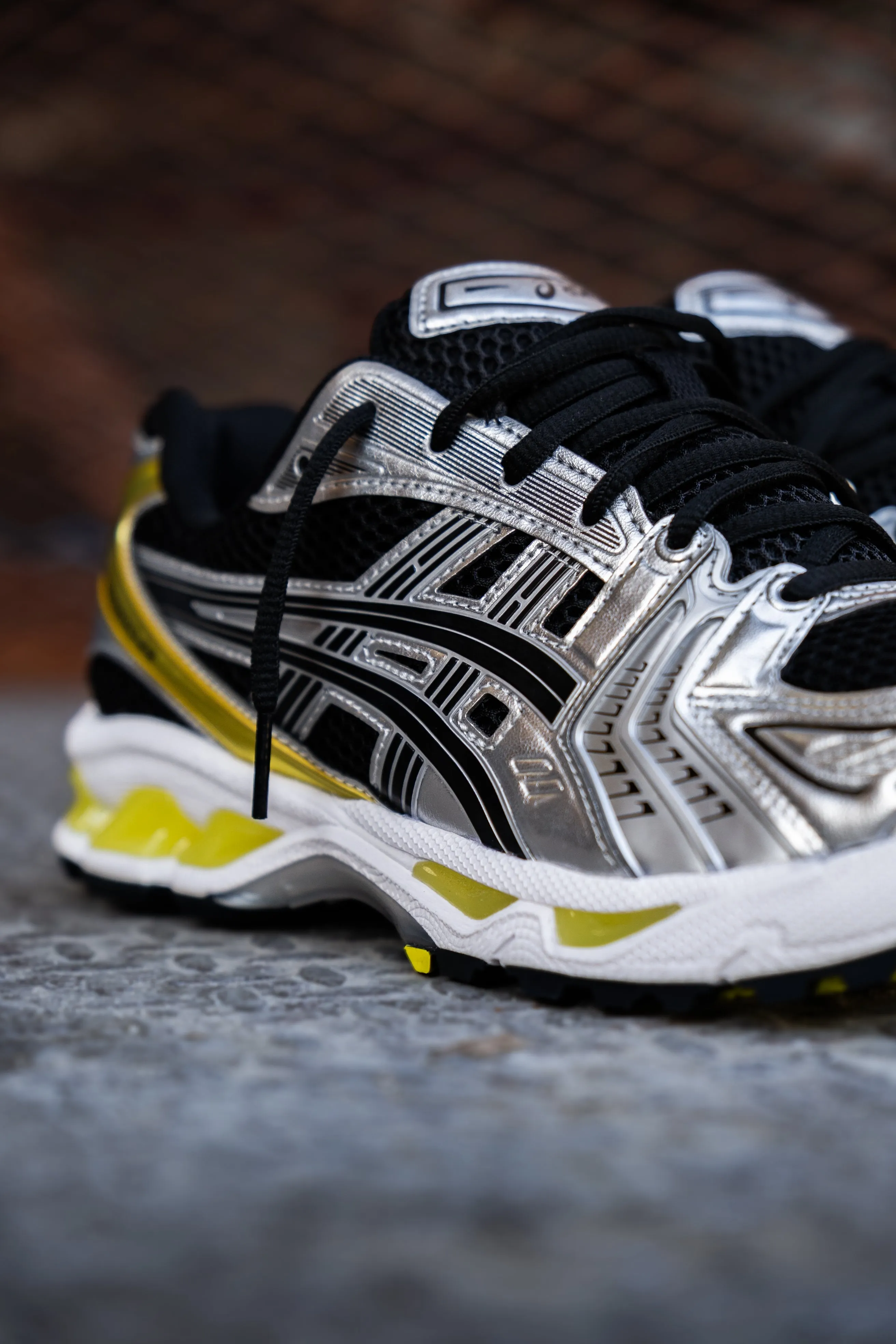 casual - wear Mens Asics Gel Kayano 14 (Black/Lemon Spark)