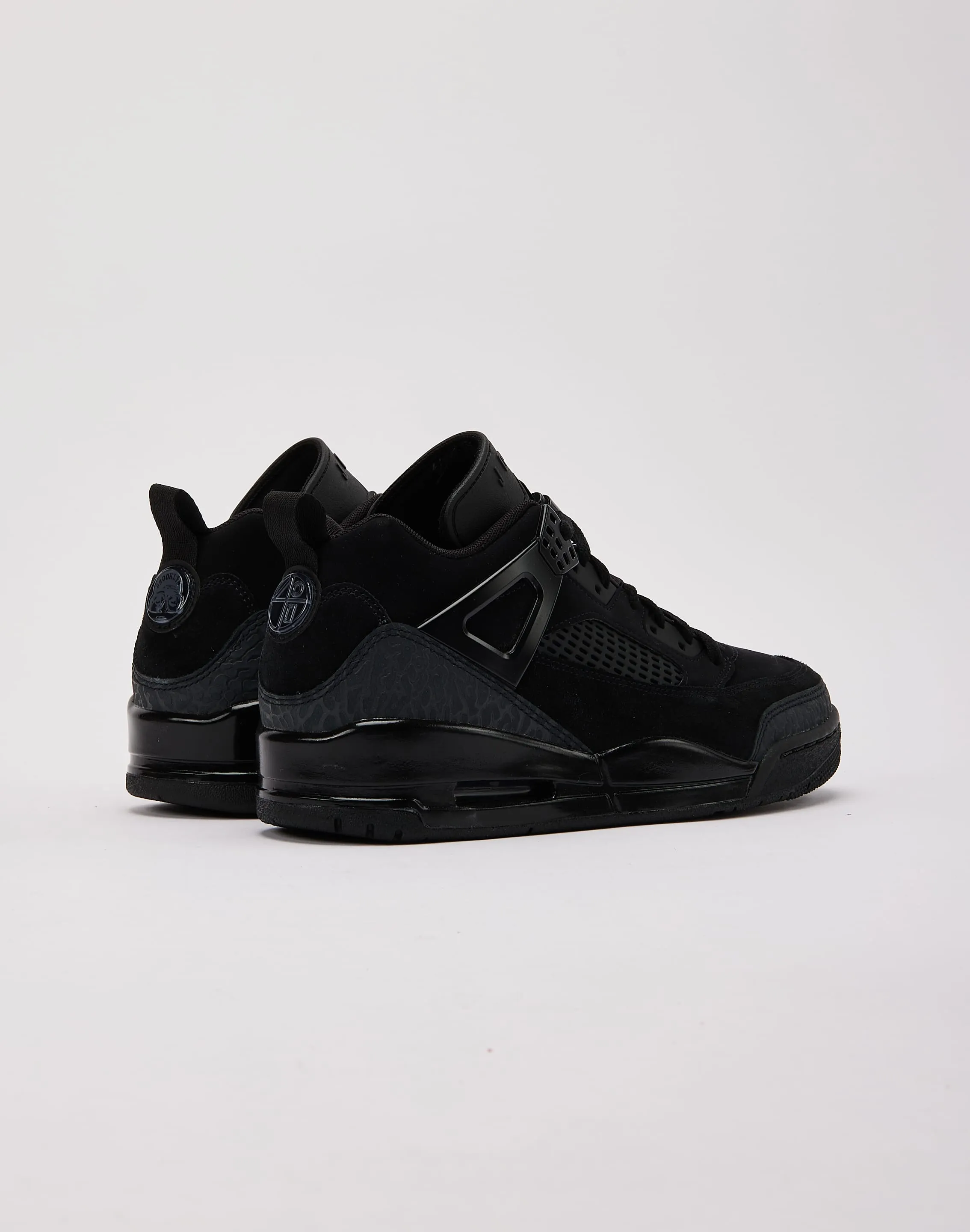 Chic Comfort Stable Jordan Spizike Low