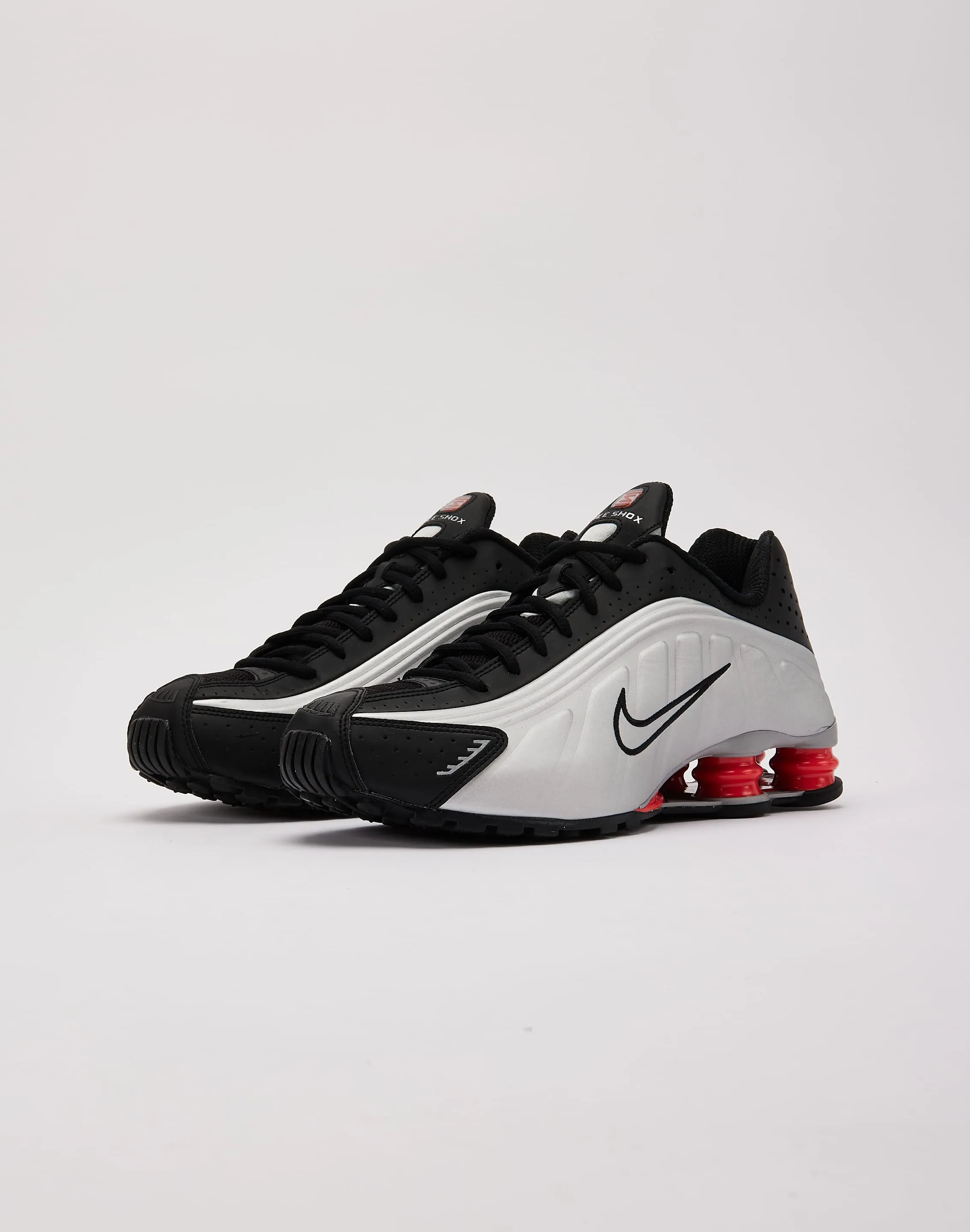 Wearable Style Nike  Shox R4