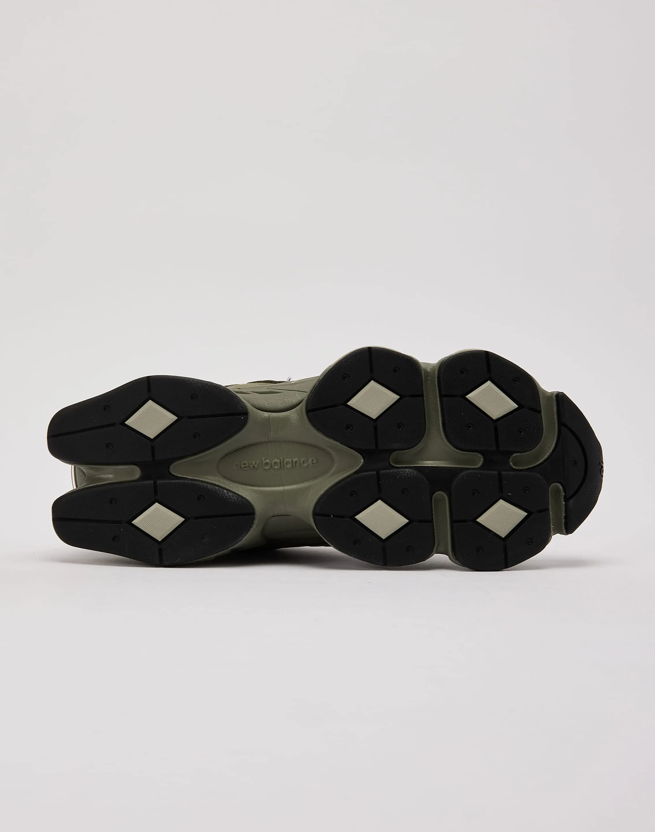 City Moments New Balance 9060