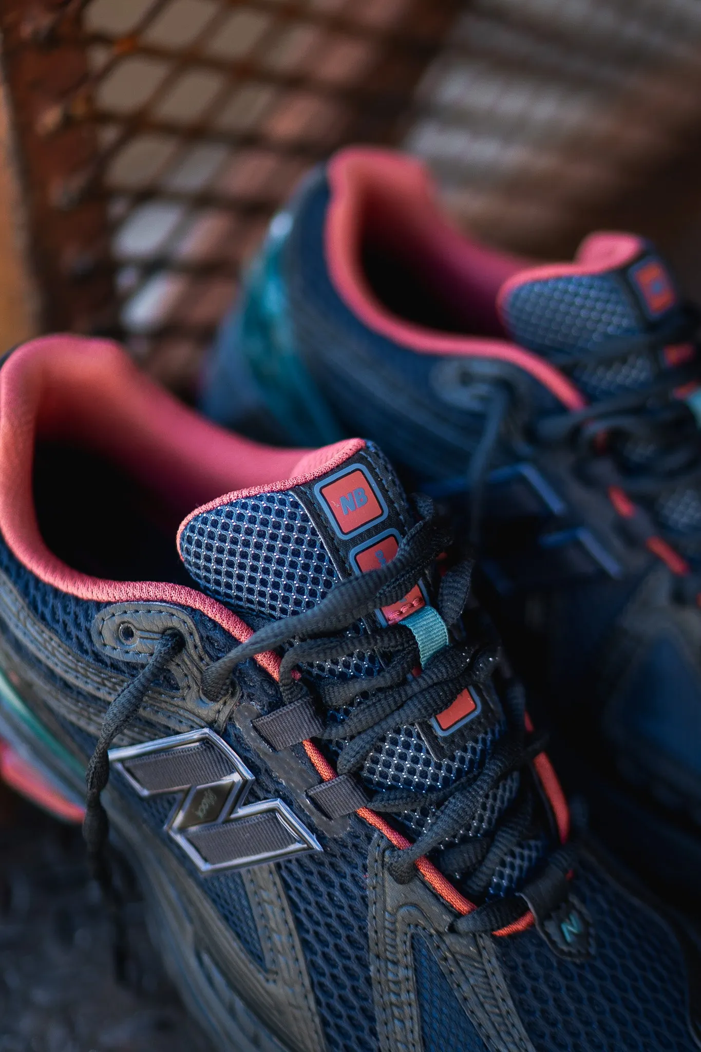 Mens New Balance 1906R (Phantom/New Spruce) - M1906RVC Shock-absorbent flexibility
