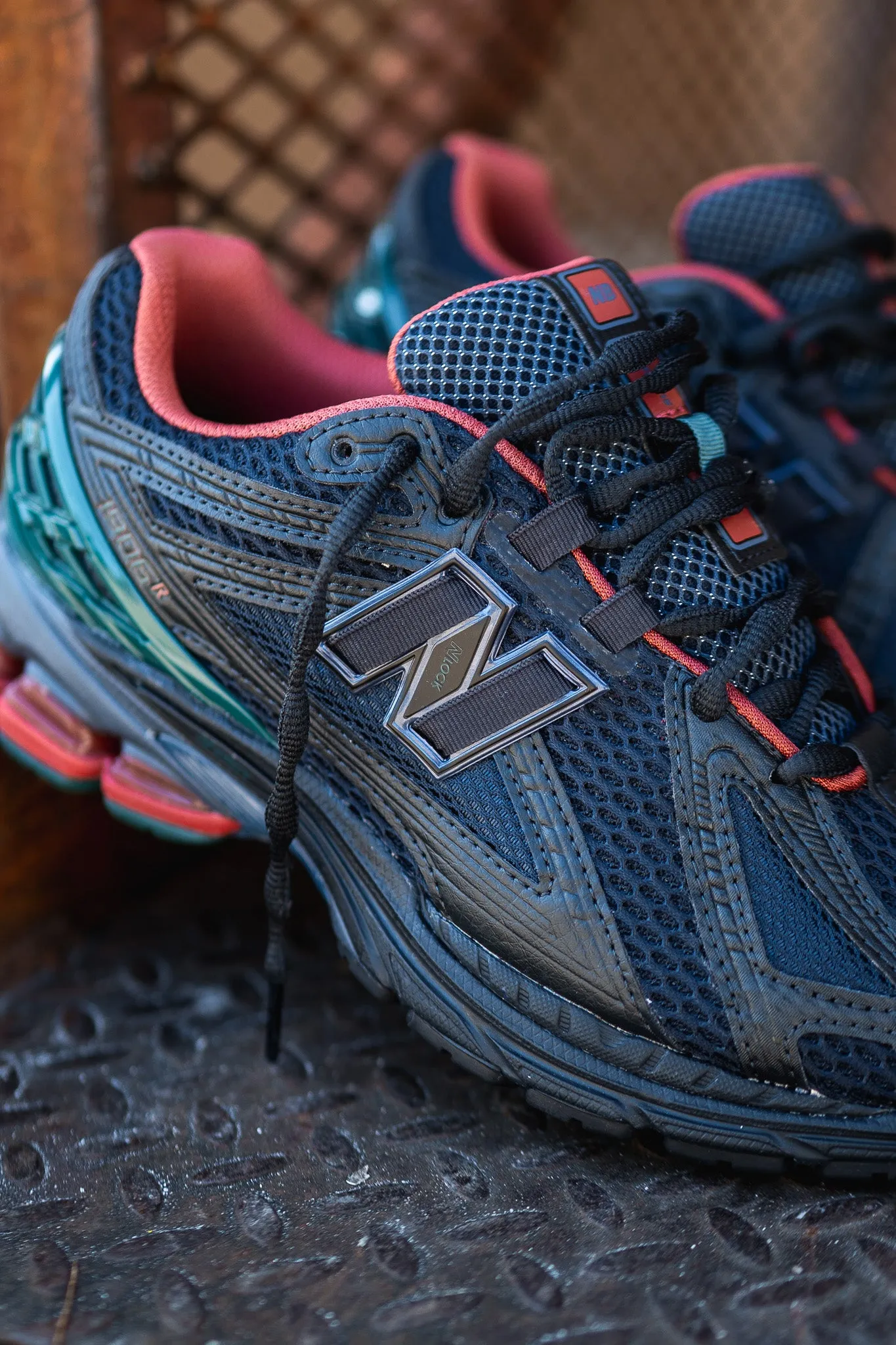 Mens New Balance 1906R (Phantom/New Spruce) - M1906RVC Cushioned Comfort walkers' stability