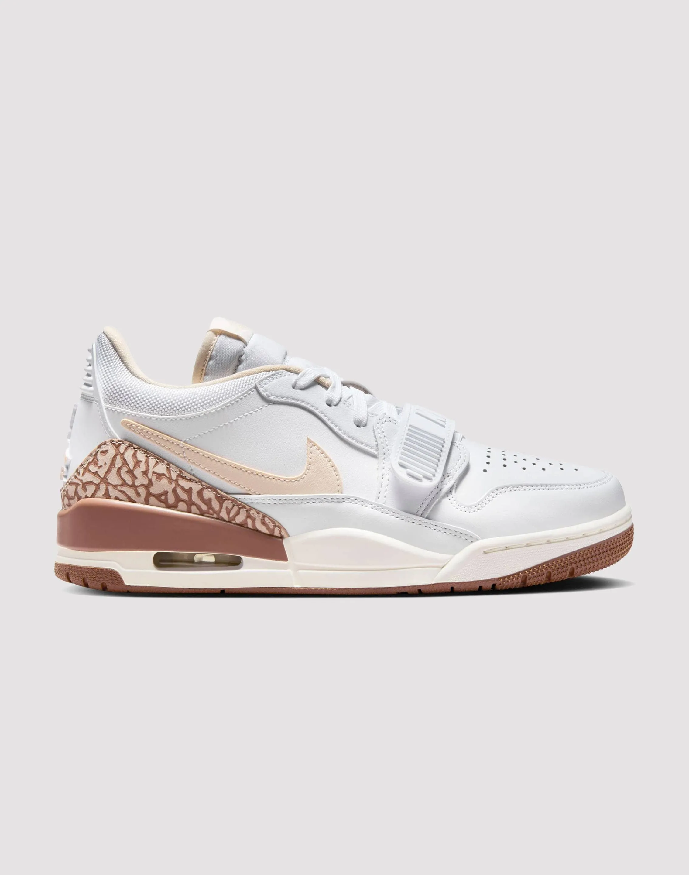 Jordan Legacy 312 Low White/Legend Lt Brown/Archaeo Brown/Sail Versatile Choice