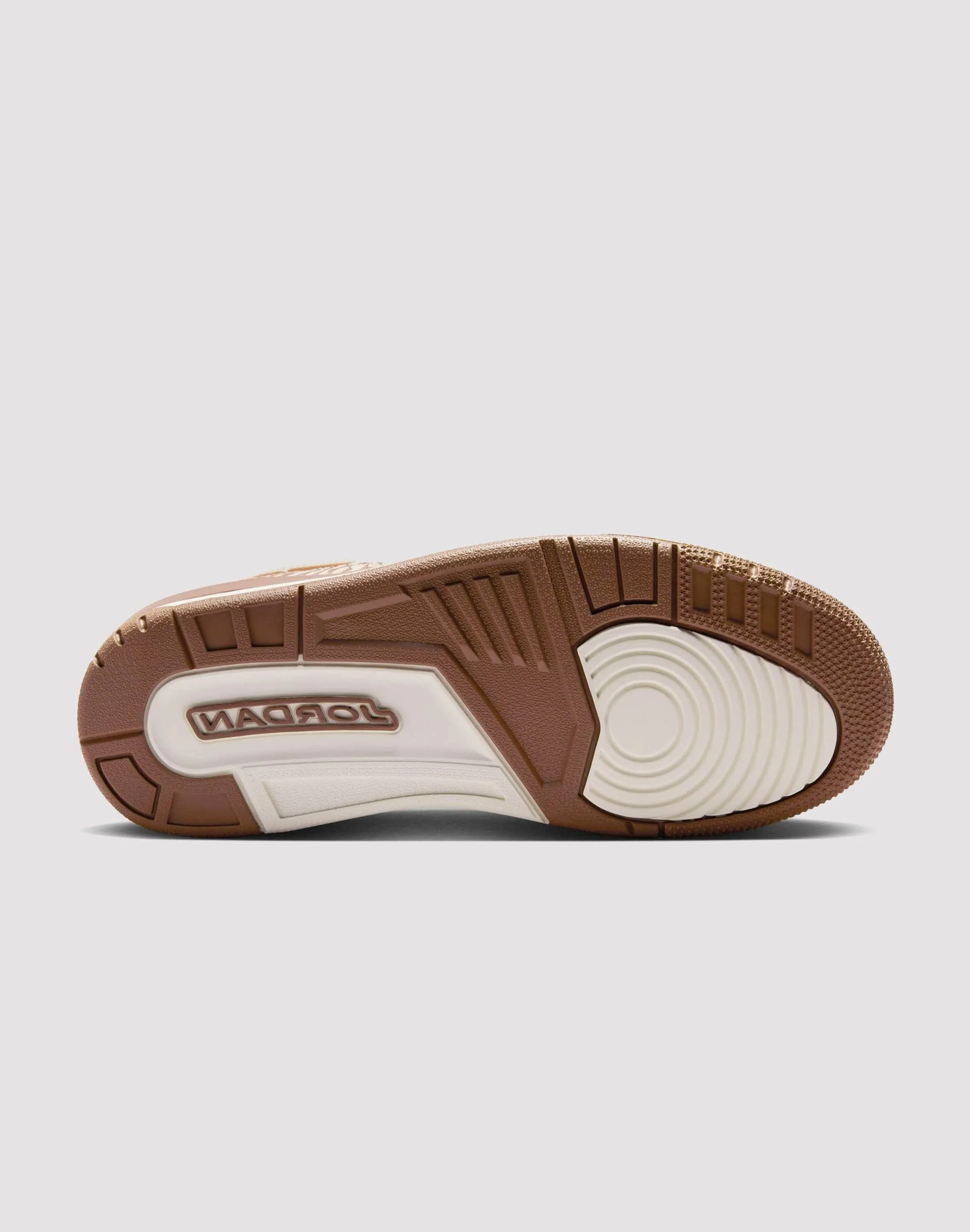 Flattering wear Jordan Legacy 312 Low White/Legend Lt Brown/Archaeo Brown/Sail