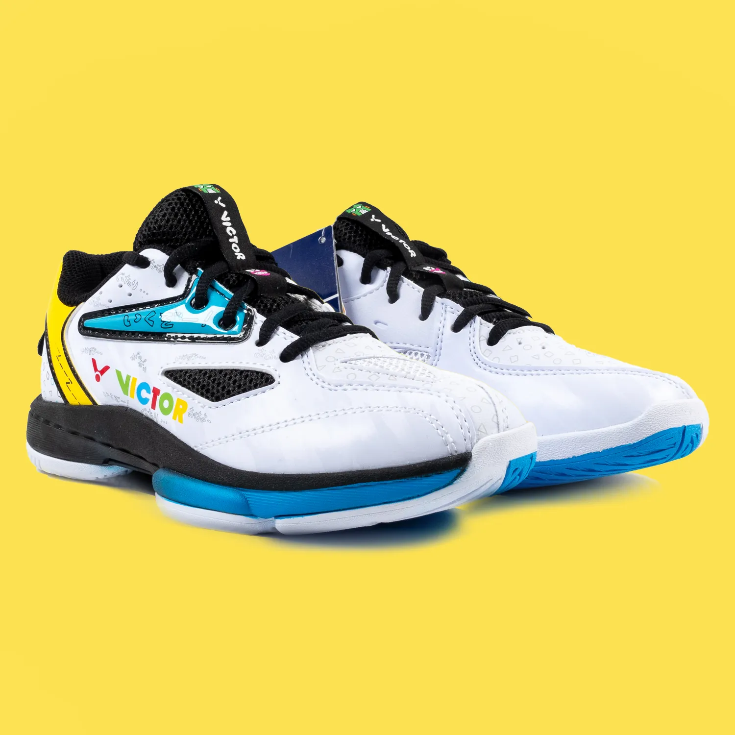 Victor x Crayon Shin Chan Junior Court Shoes A39JRCS AC (White/Black) Strong