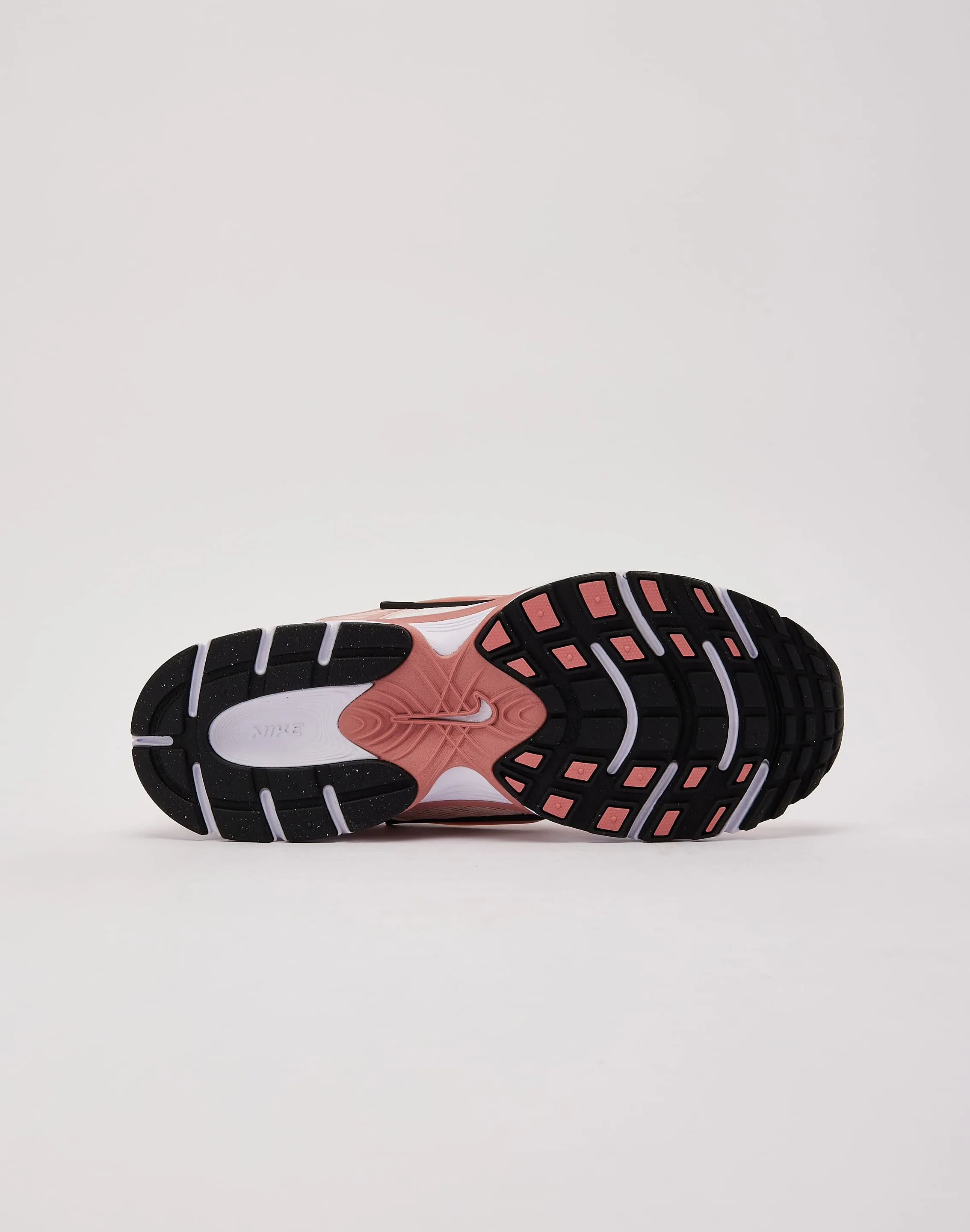 Nike V5 RNR Aerodynamic Form Flexible stability