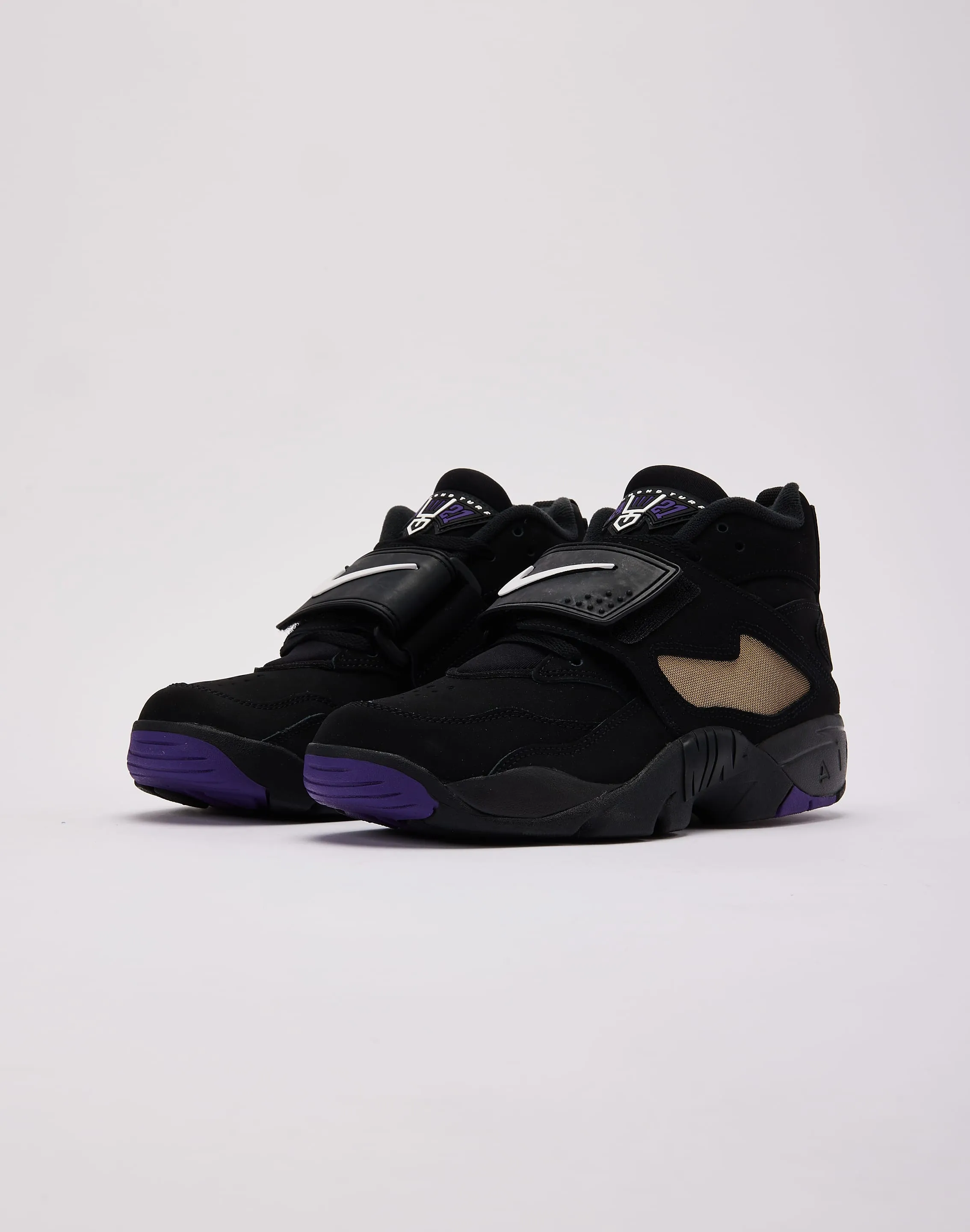 Nike Air Diamond Turf 'Ravens' Sport Move Stylish Design