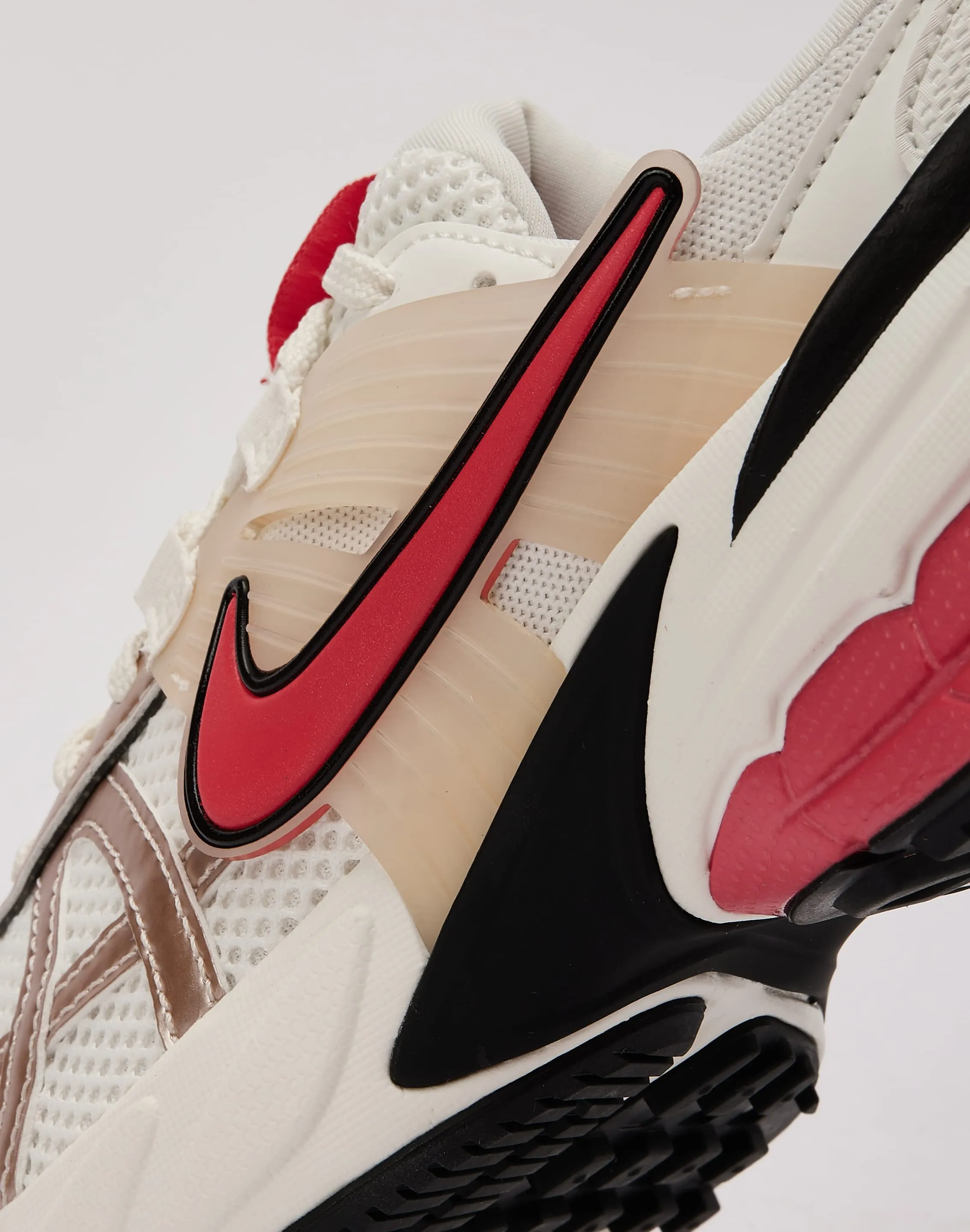 Clean Lines Nike V2K Run