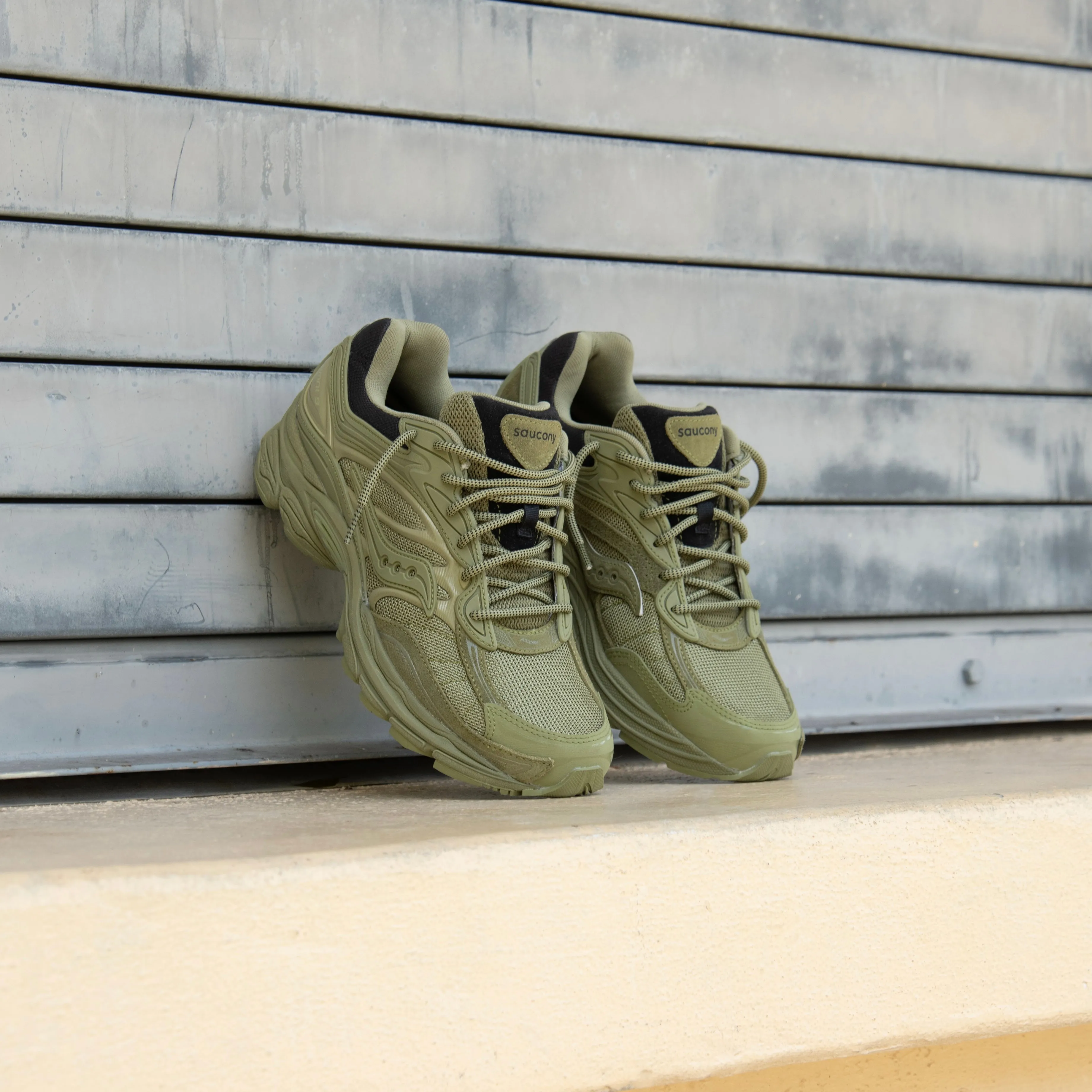 squash Traction Mens Saucony ProGrid Omni 9 (Green/Vert)