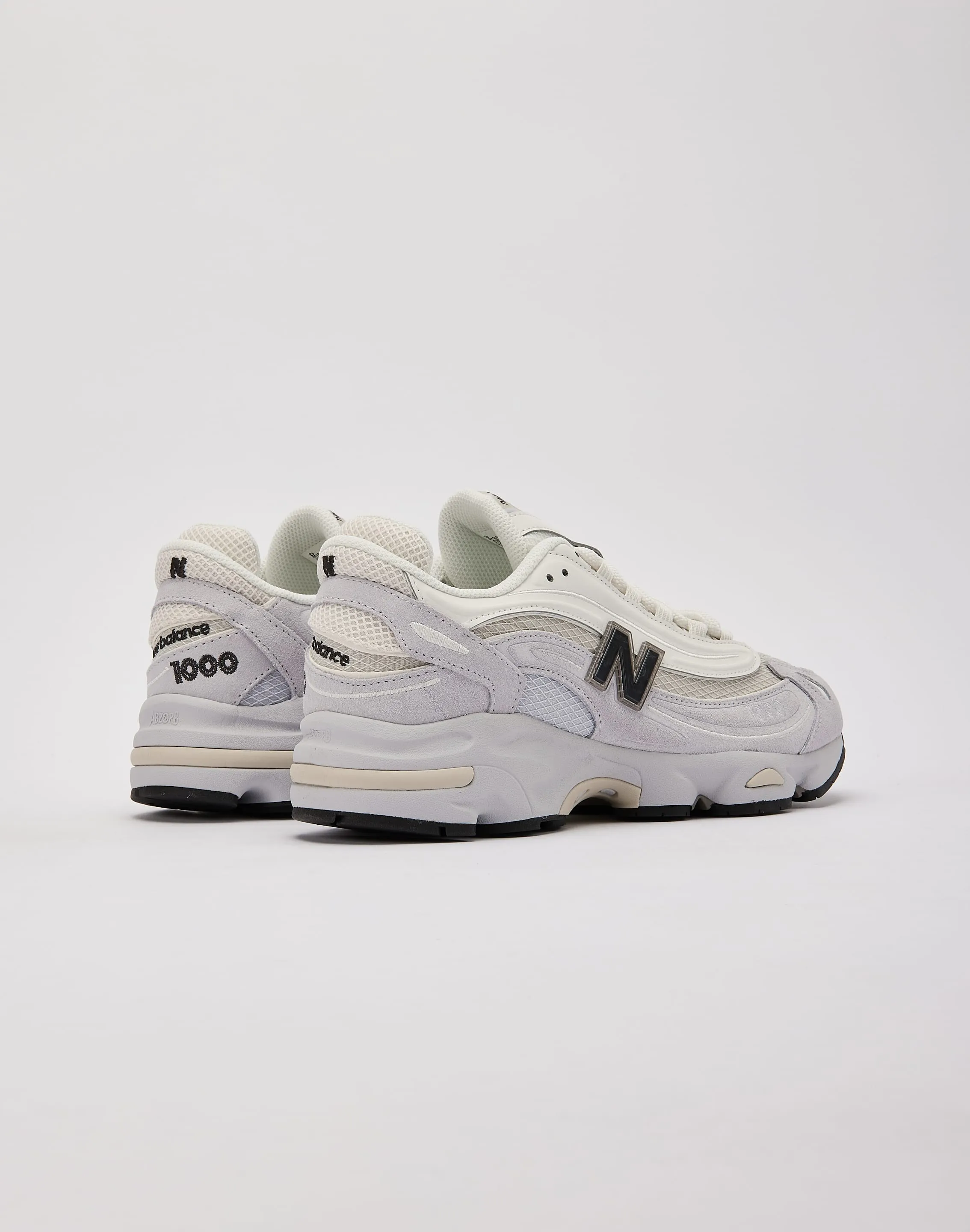 Lightweight Feel All terrain New Balance 1000