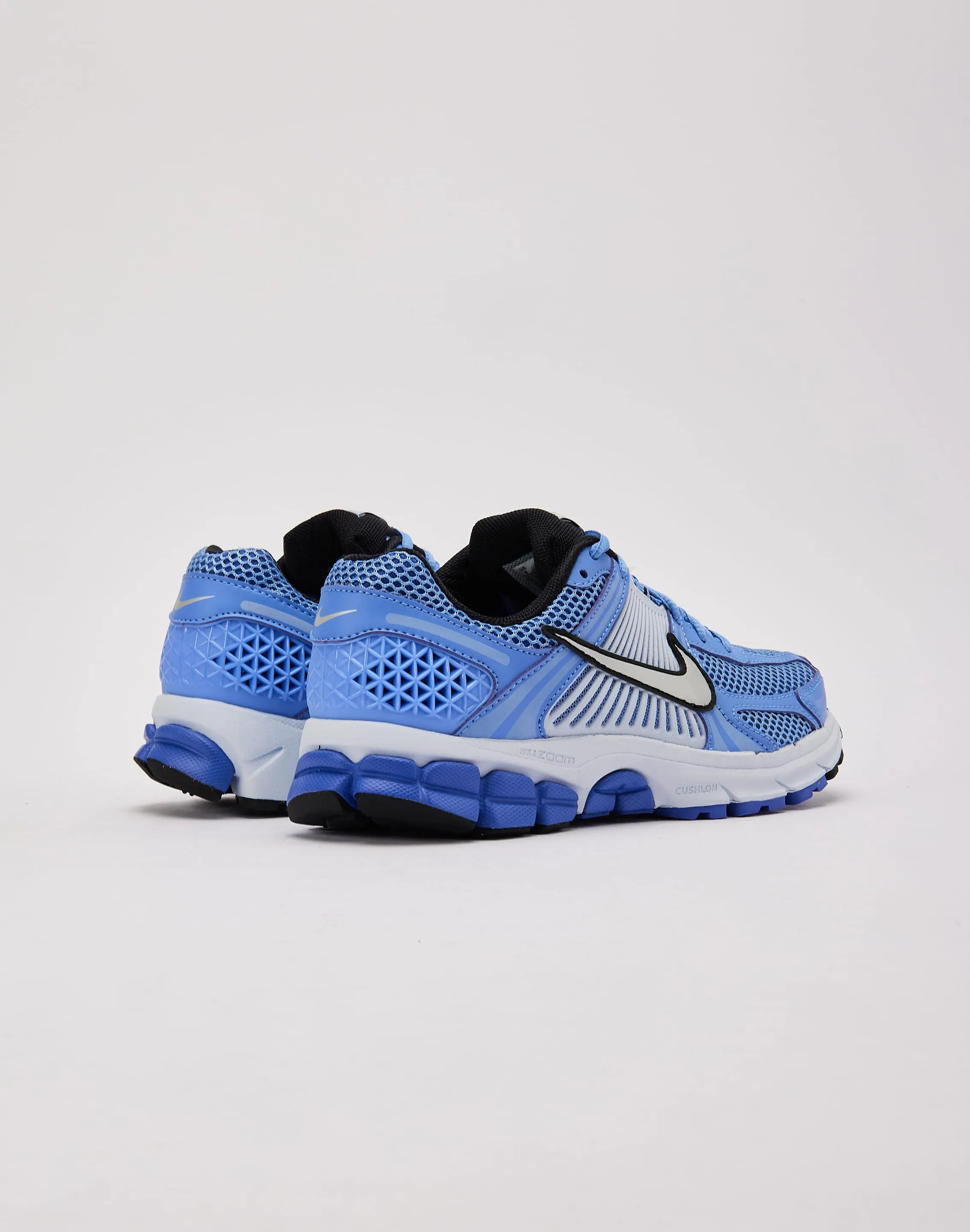 Nike Zoom Vomero 5 Bonded Seam Construction Cushion Feel